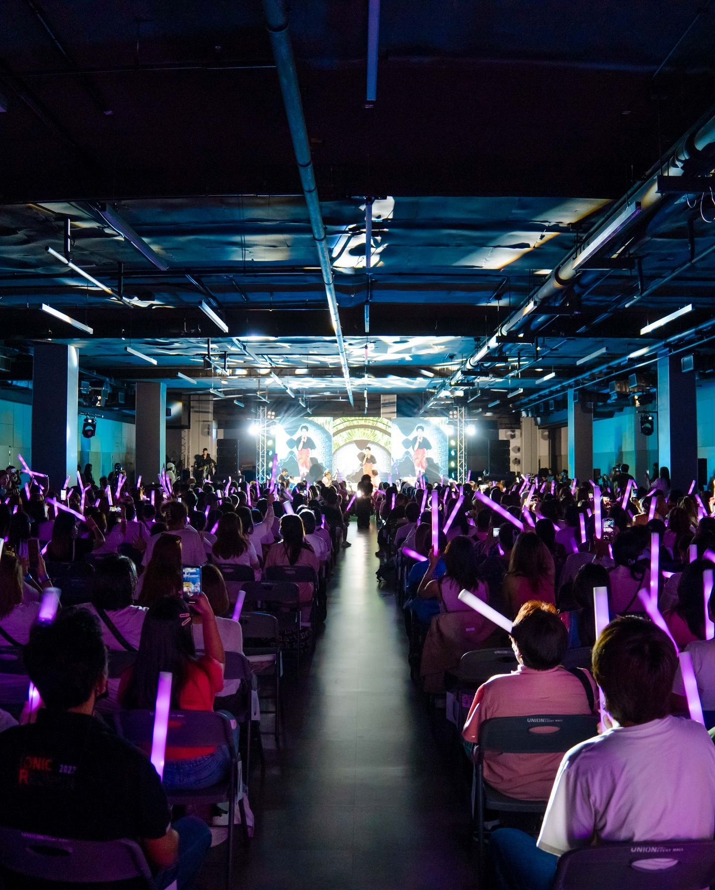 เบส - รักษ์วนีย์ คำสิงห์