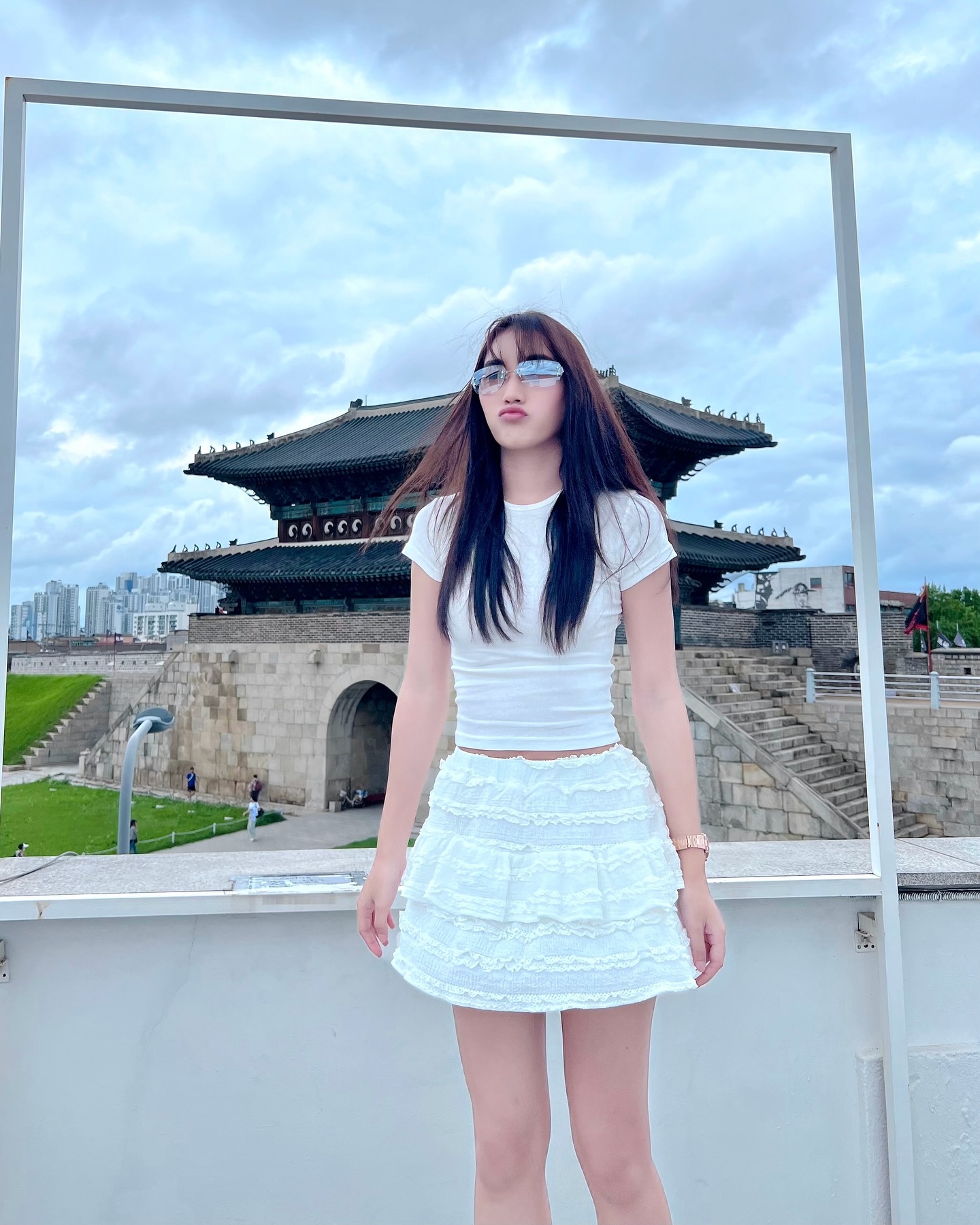 เบส - รักษ์วนีย์ คำสิงห์