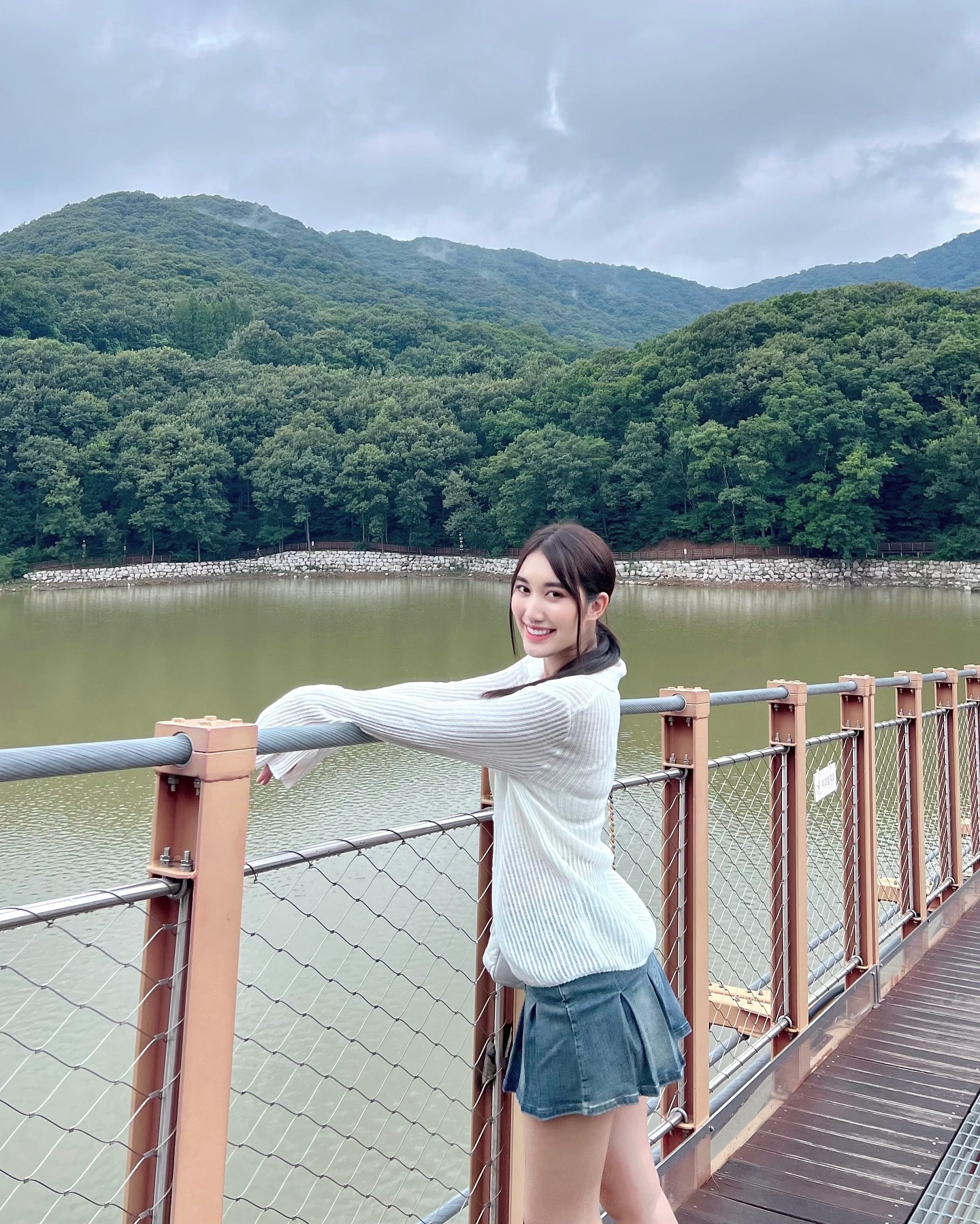 เบส - รักษ์วนีย์ คำสิงห์