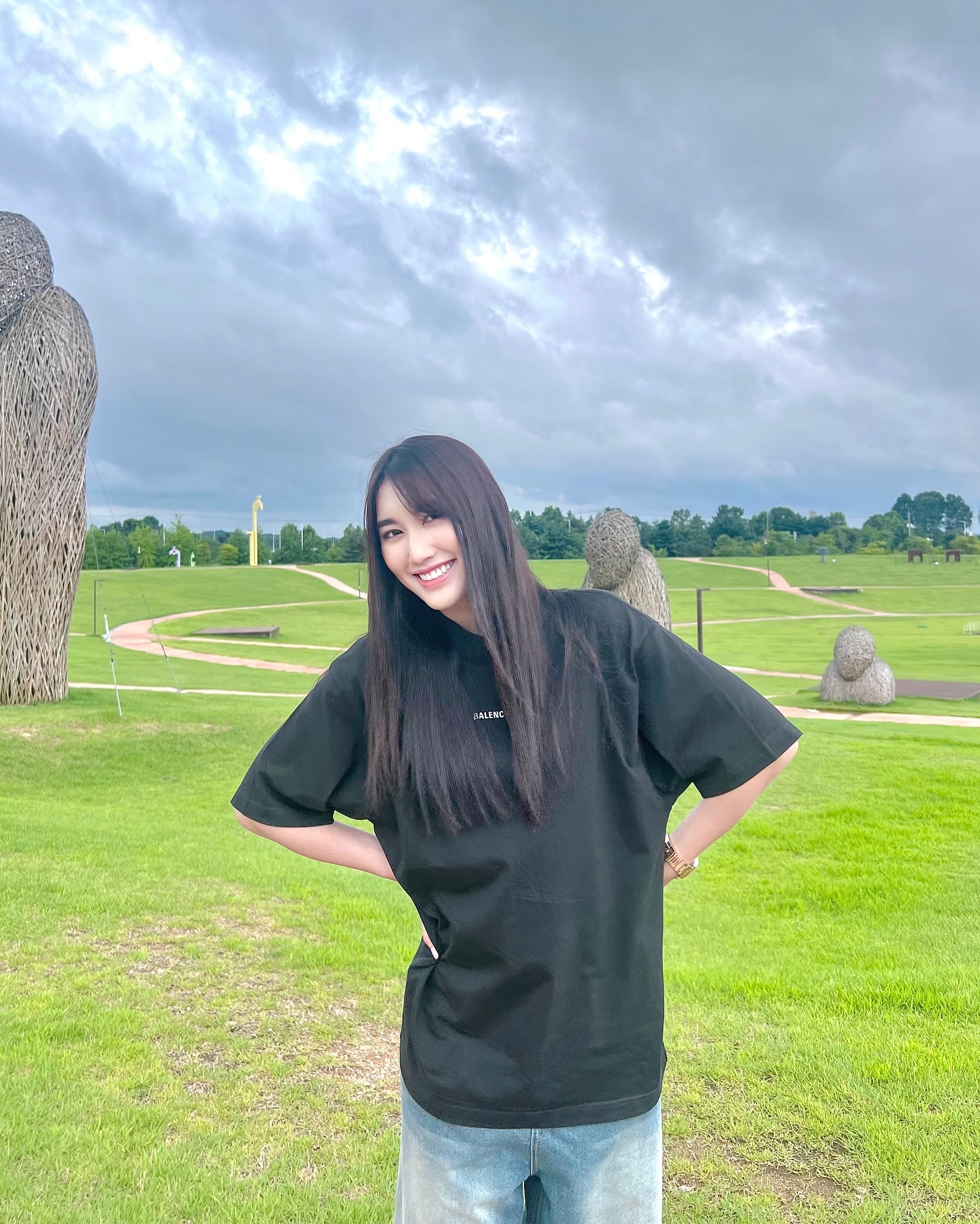 เบส - รักษ์วนีย์ คำสิงห์