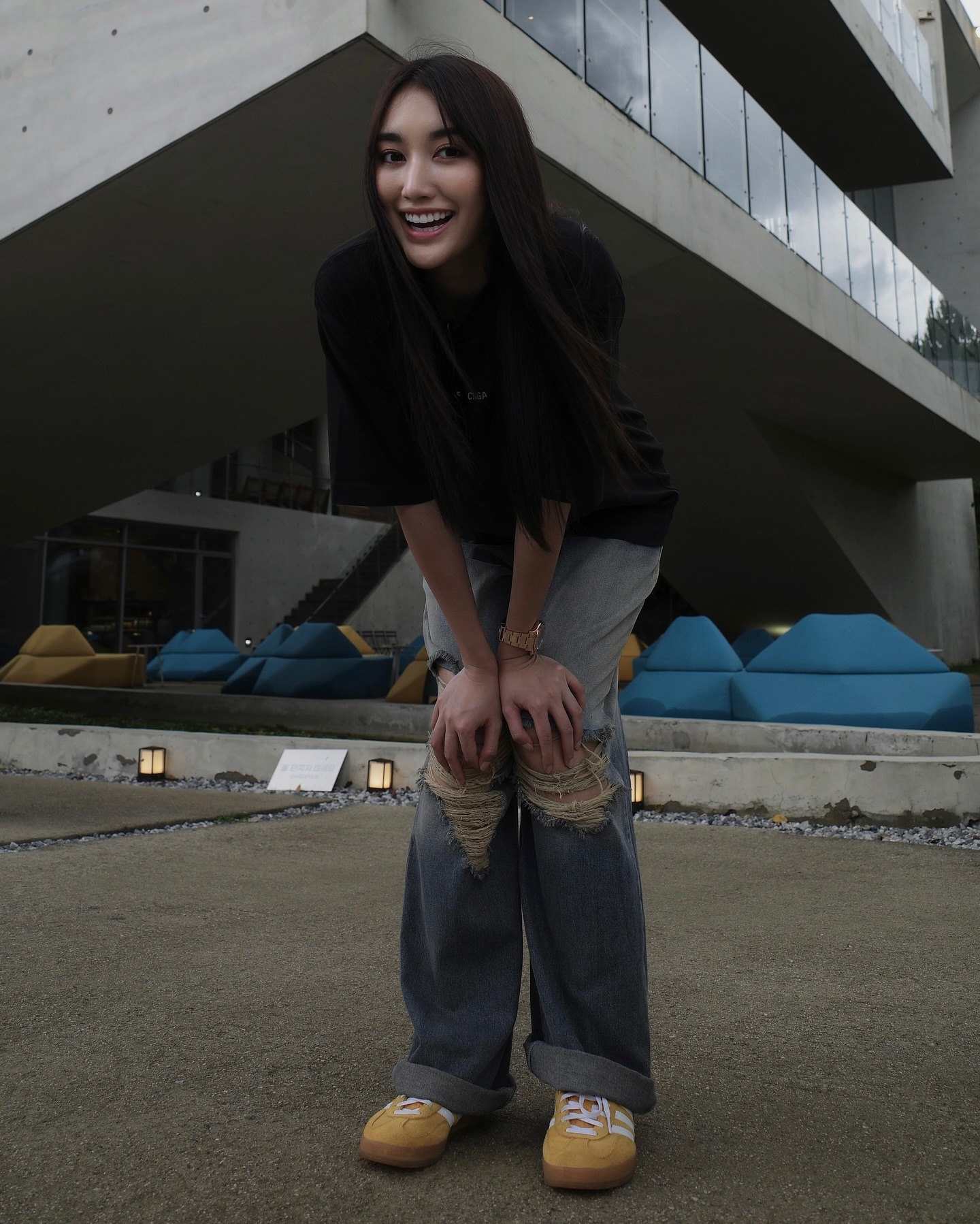 เบส - รักษ์วนีย์ คำสิงห์