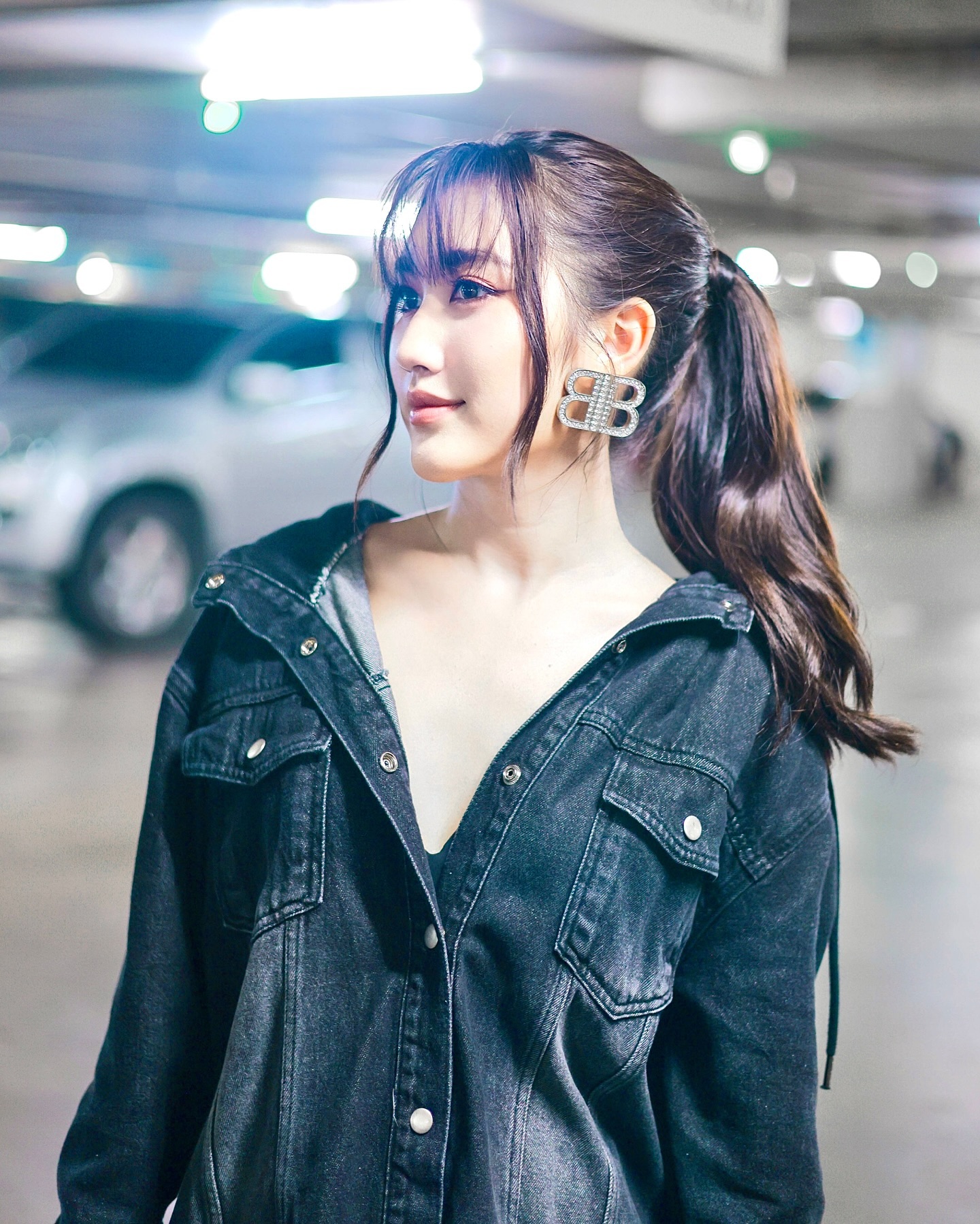 เบส - รักษ์วนีย์ คำสิงห์