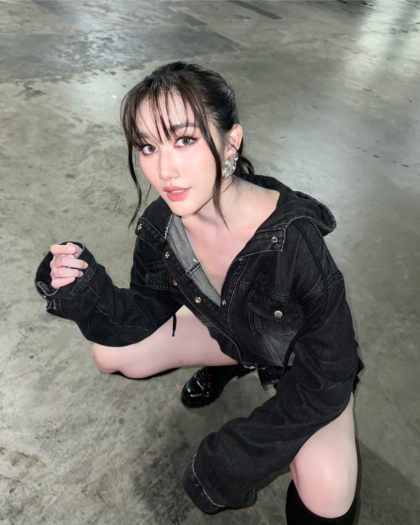 เบส - รักษ์วนีย์ คำสิงห์