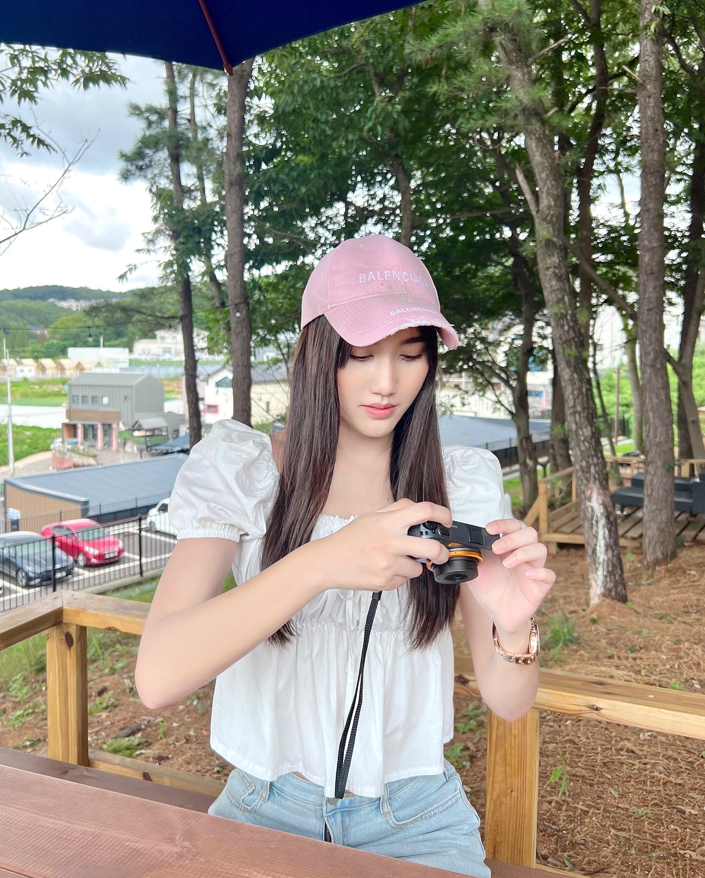 เบส - รักษ์วนีย์ คำสิงห์