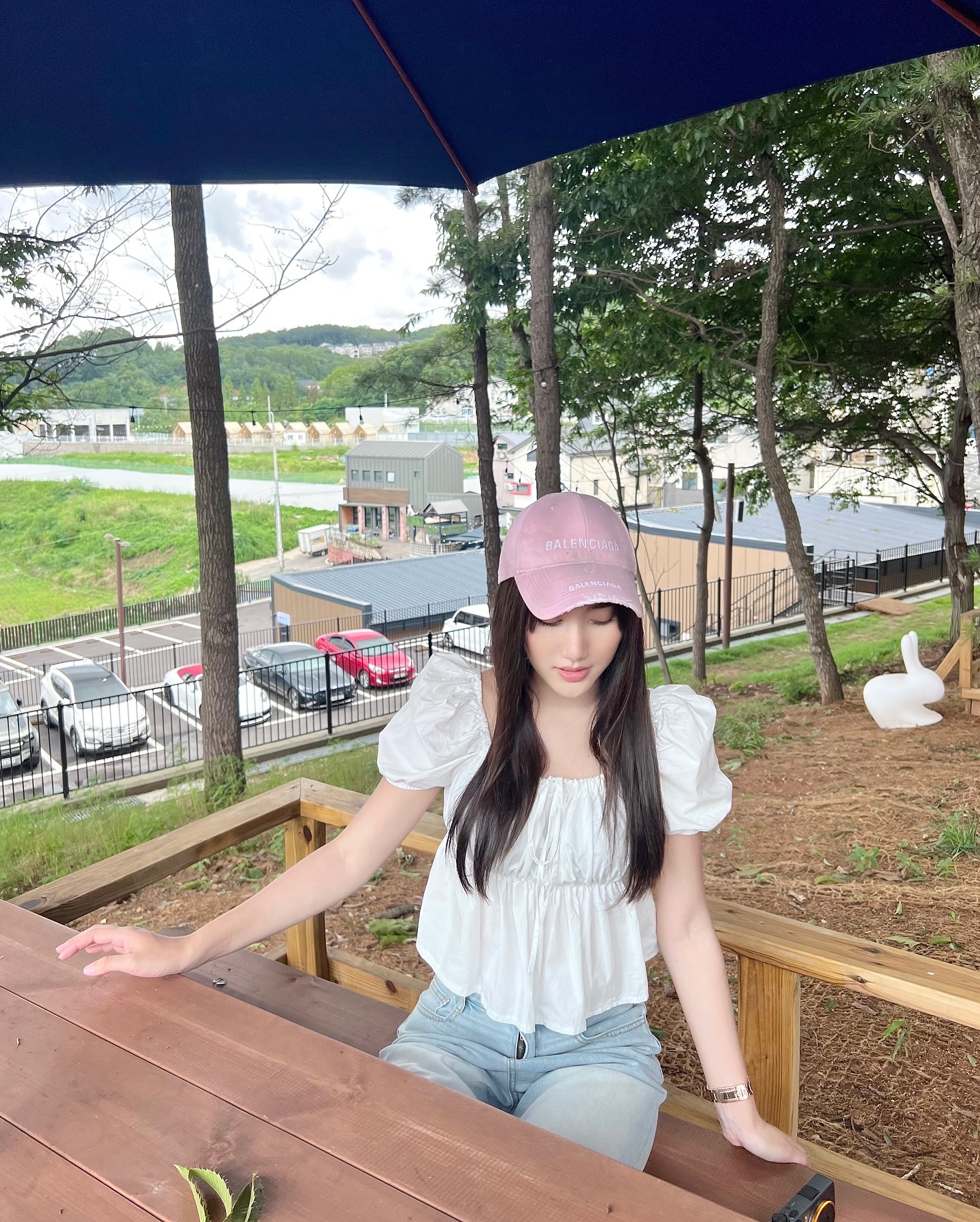 เบส - รักษ์วนีย์ คำสิงห์