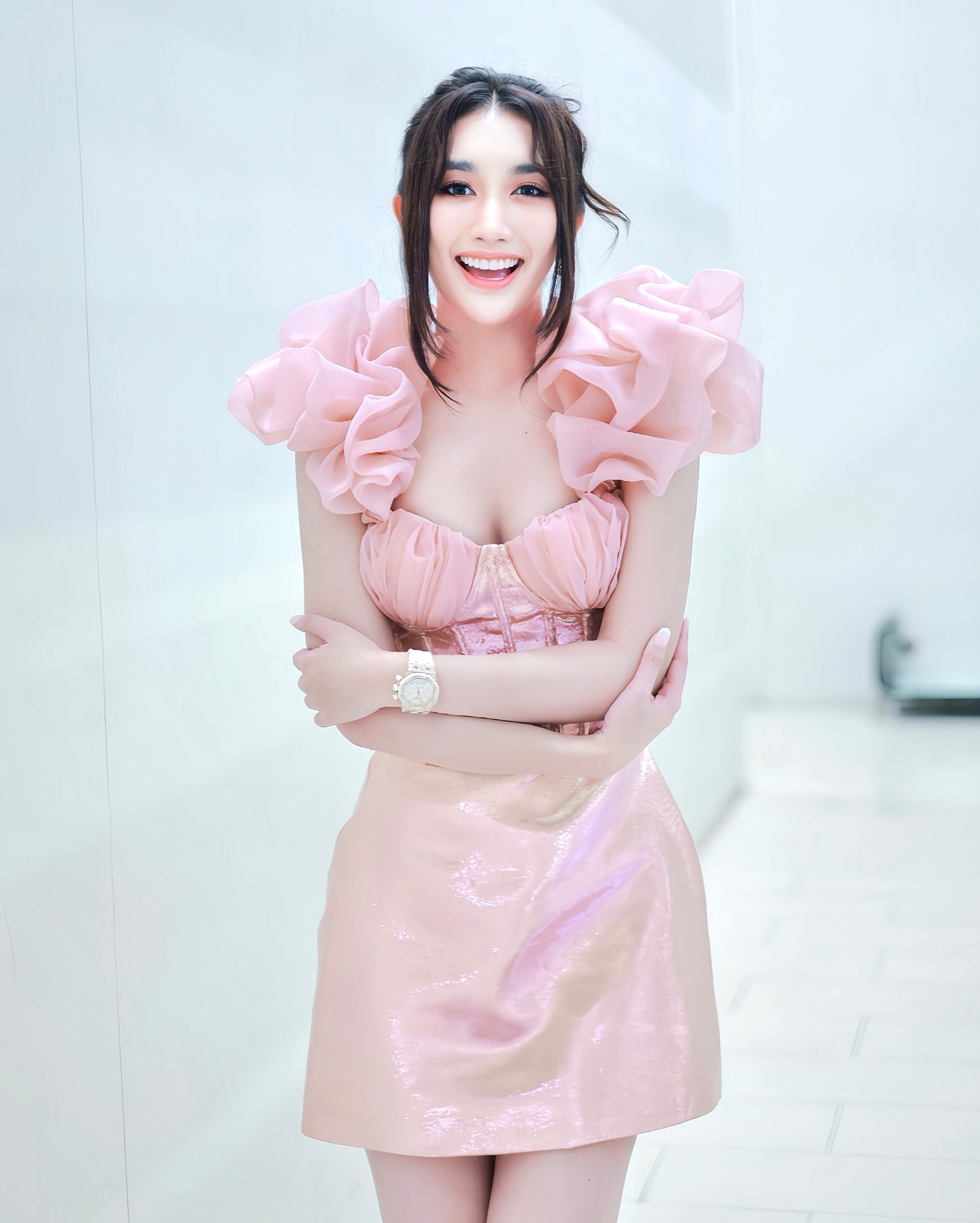 เบส - รักษ์วนีย์ คำสิงห์