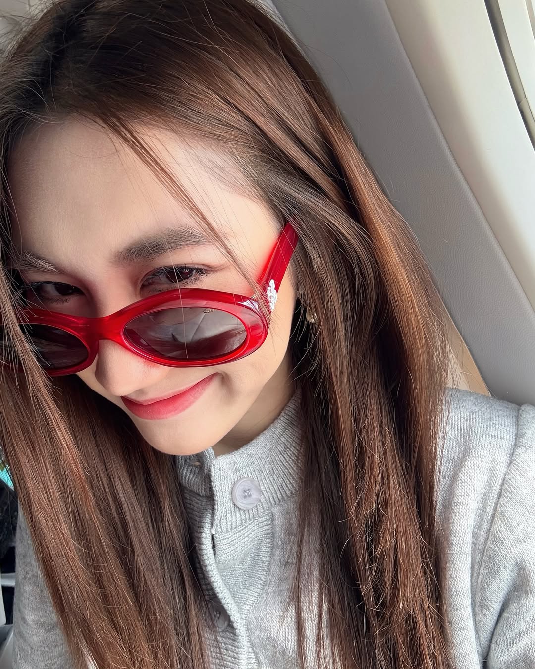 เบส - รักษ์วนีย์ คำสิงห์