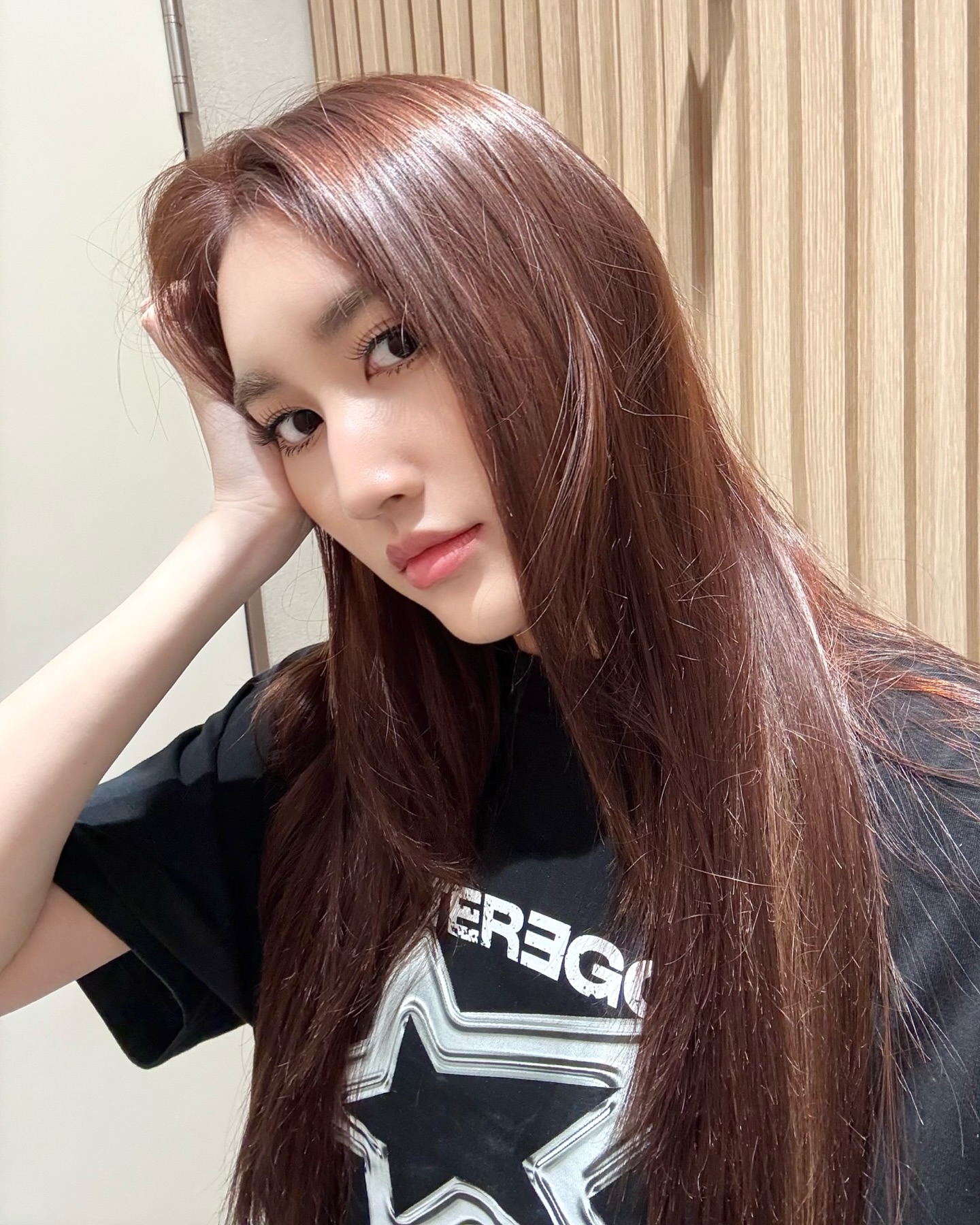 เบส - รักษ์วนีย์ คำสิงห์