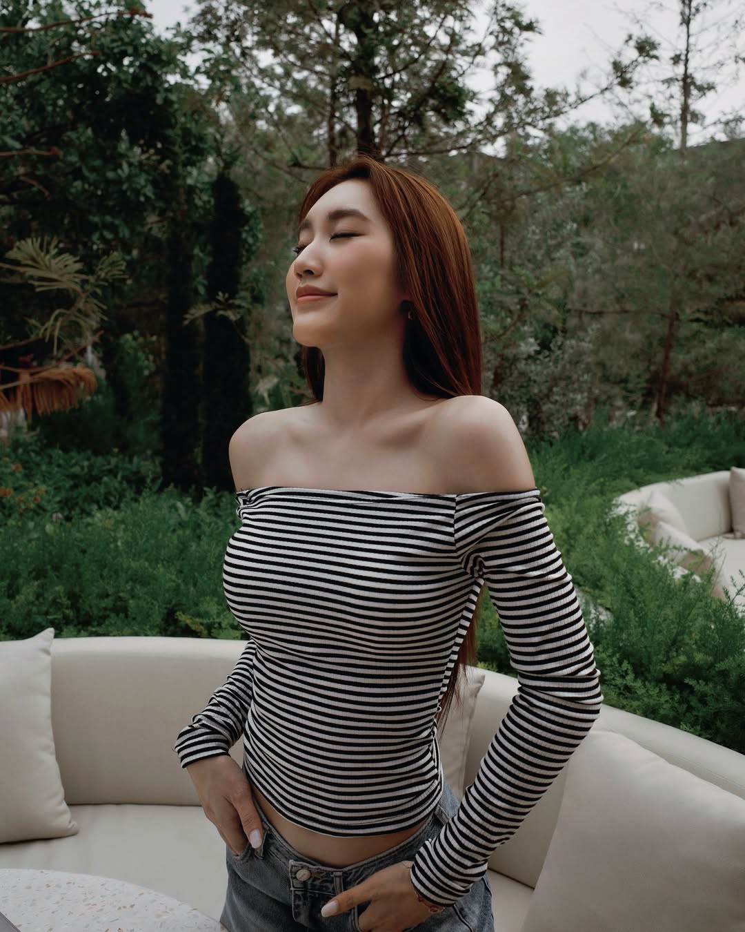 เบส - รักษ์วนีย์ คำสิงห์