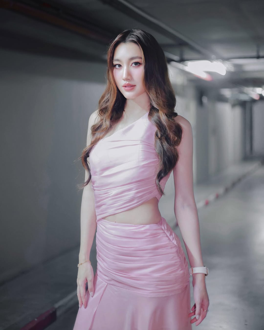 เบส - รักษ์วนีย์ คำสิงห์