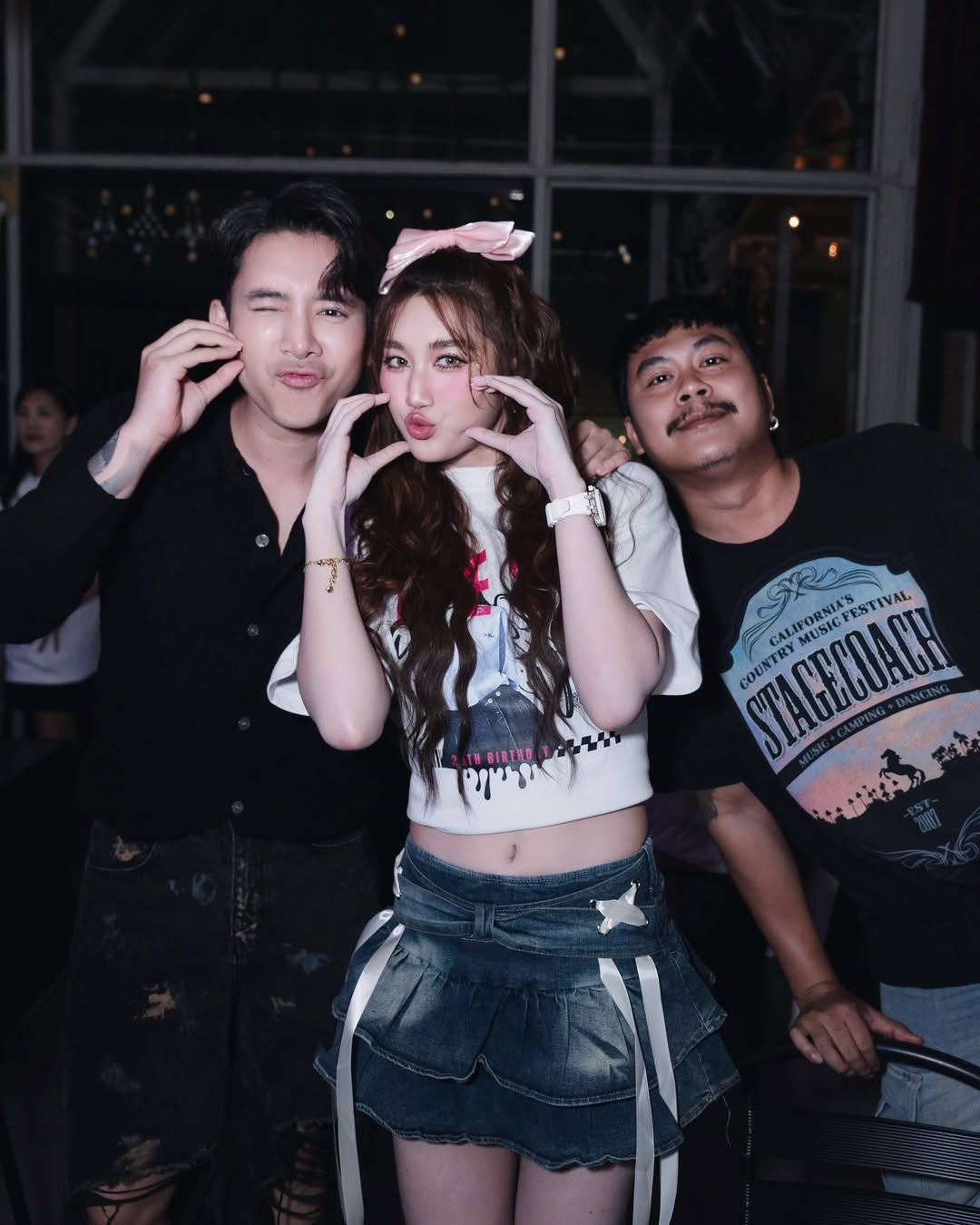 เบส - รักษ์วนีย์ คำสิงห์