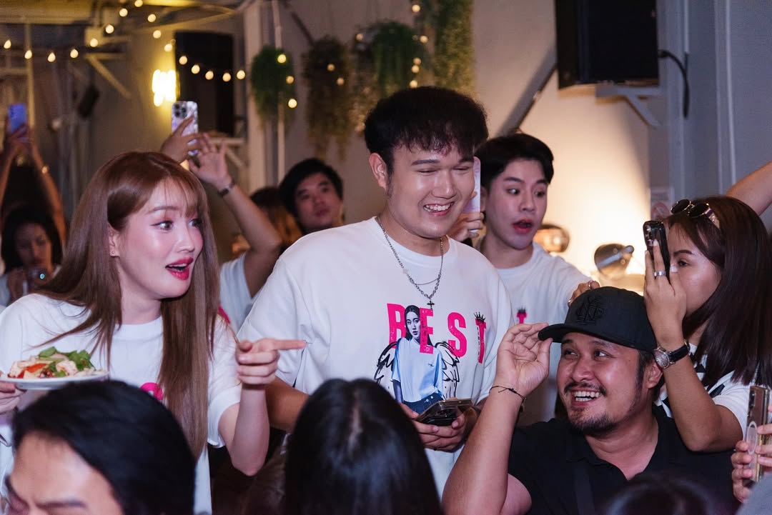 เบส - รักษ์วนีย์ คำสิงห์