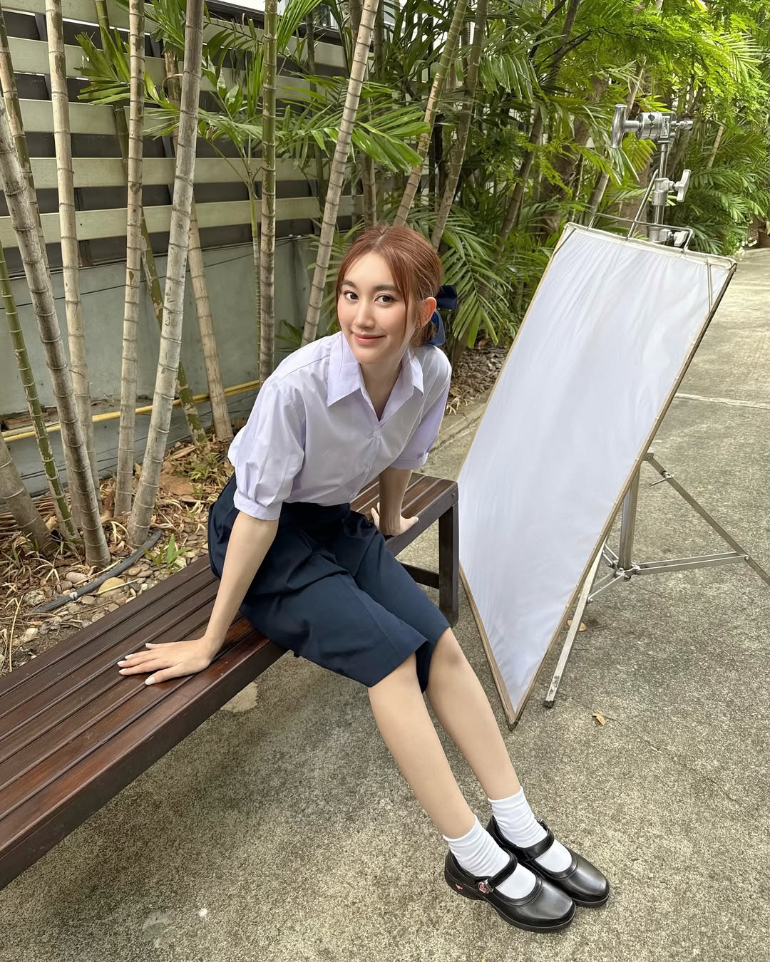 เบส - รักษ์วนีย์ คำสิงห์
