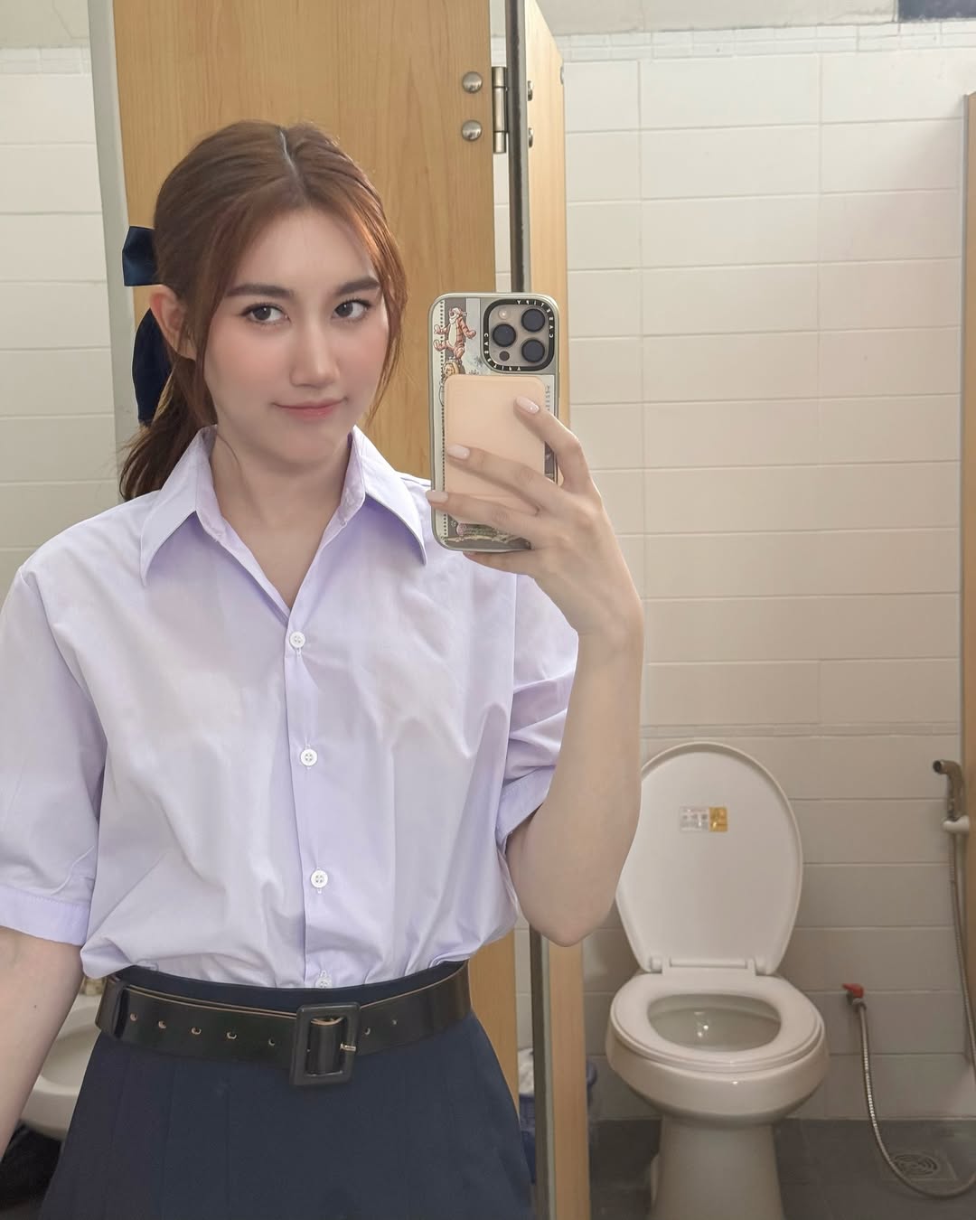 เบส - รักษ์วนีย์ คำสิงห์