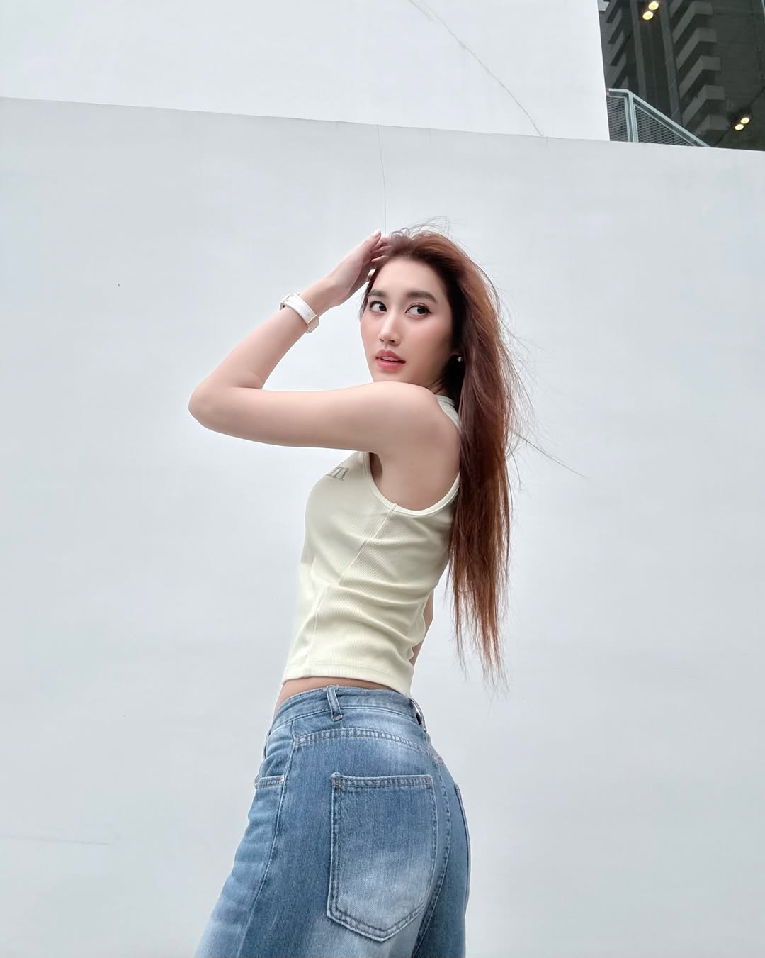 เบส - รักษ์วนีย์ คำสิงห์