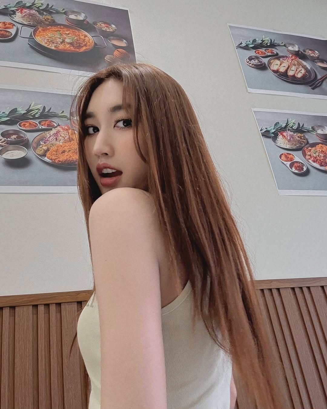 เบส - รักษ์วนีย์ คำสิงห์