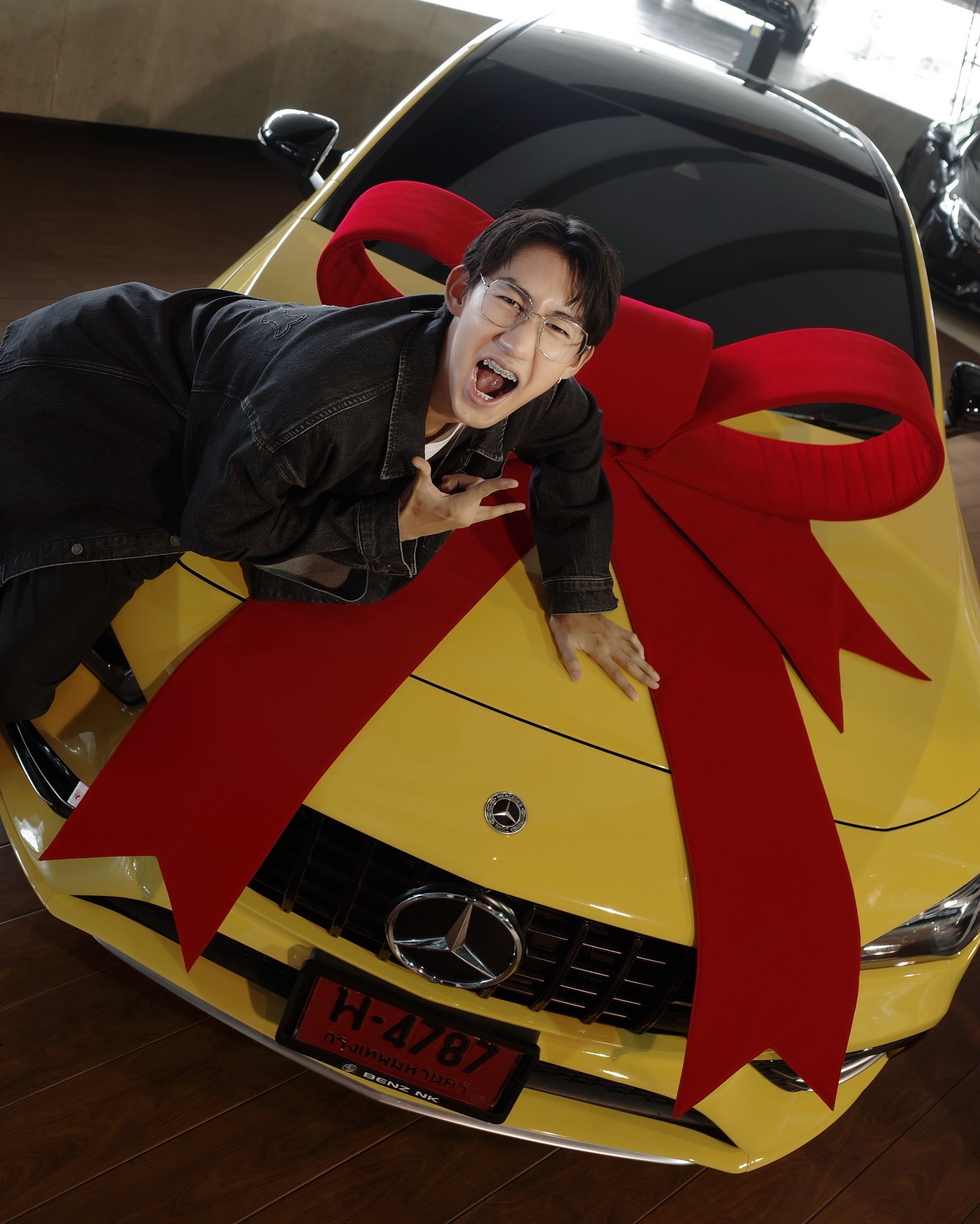 เบส - รักษ์วนีย์ คำสิงห์