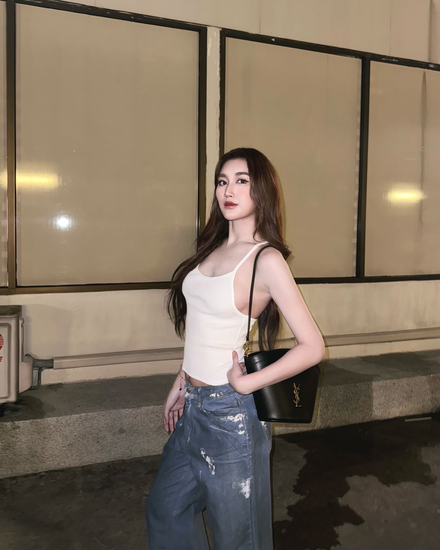 เบส - รักษ์วนีย์ คำสิงห์