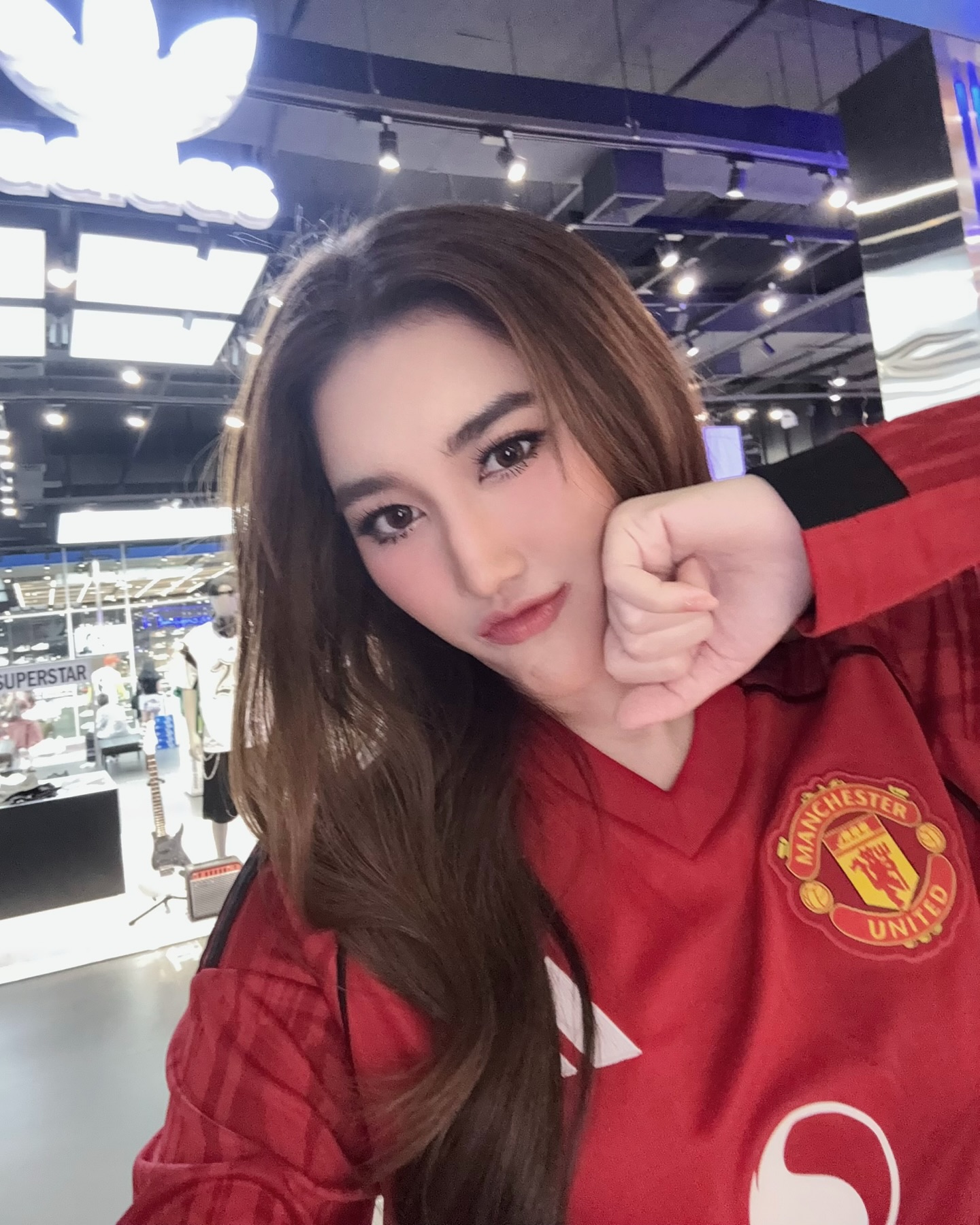 เบส - รักษ์วนีย์ คำสิงห์