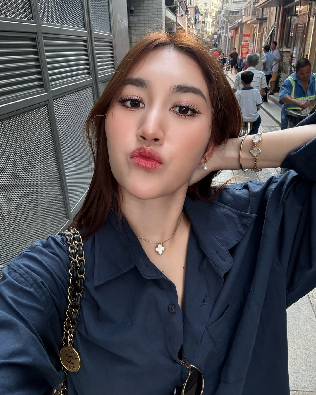 เบส - รักษ์วนีย์ คำสิงห์