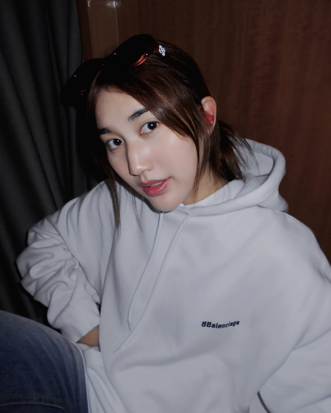 เบส - รักษ์วนีย์ คำสิงห์