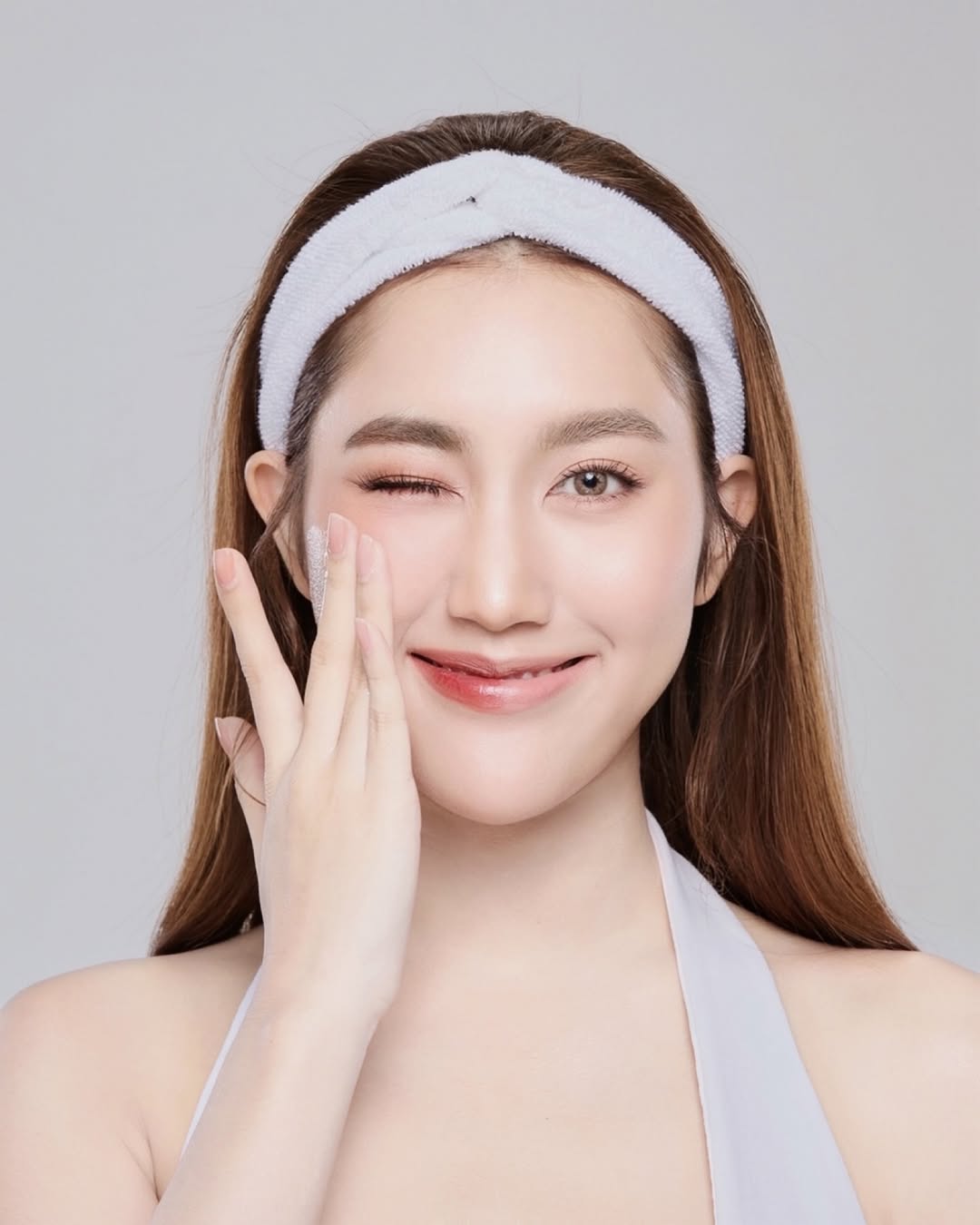 เบส - รักษ์วนีย์ คำสิงห์