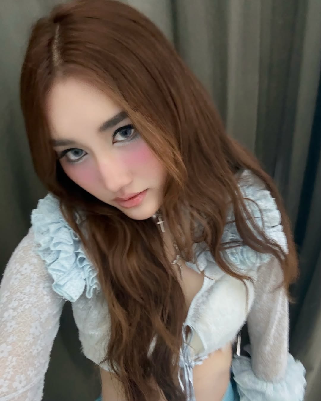 เบส - รักษ์วนีย์ คำสิงห์