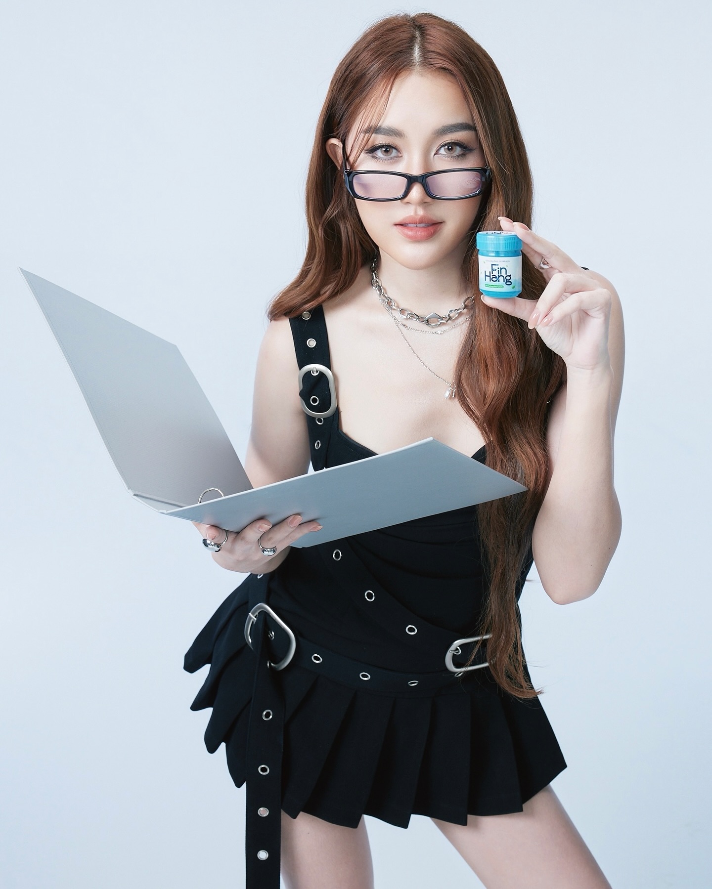 เบส - รักษ์วนีย์ คำสิงห์
