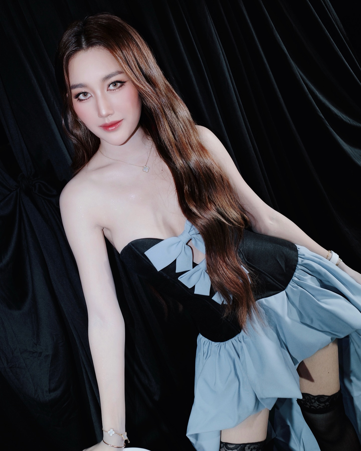 เบส - รักษ์วนีย์ คำสิงห์