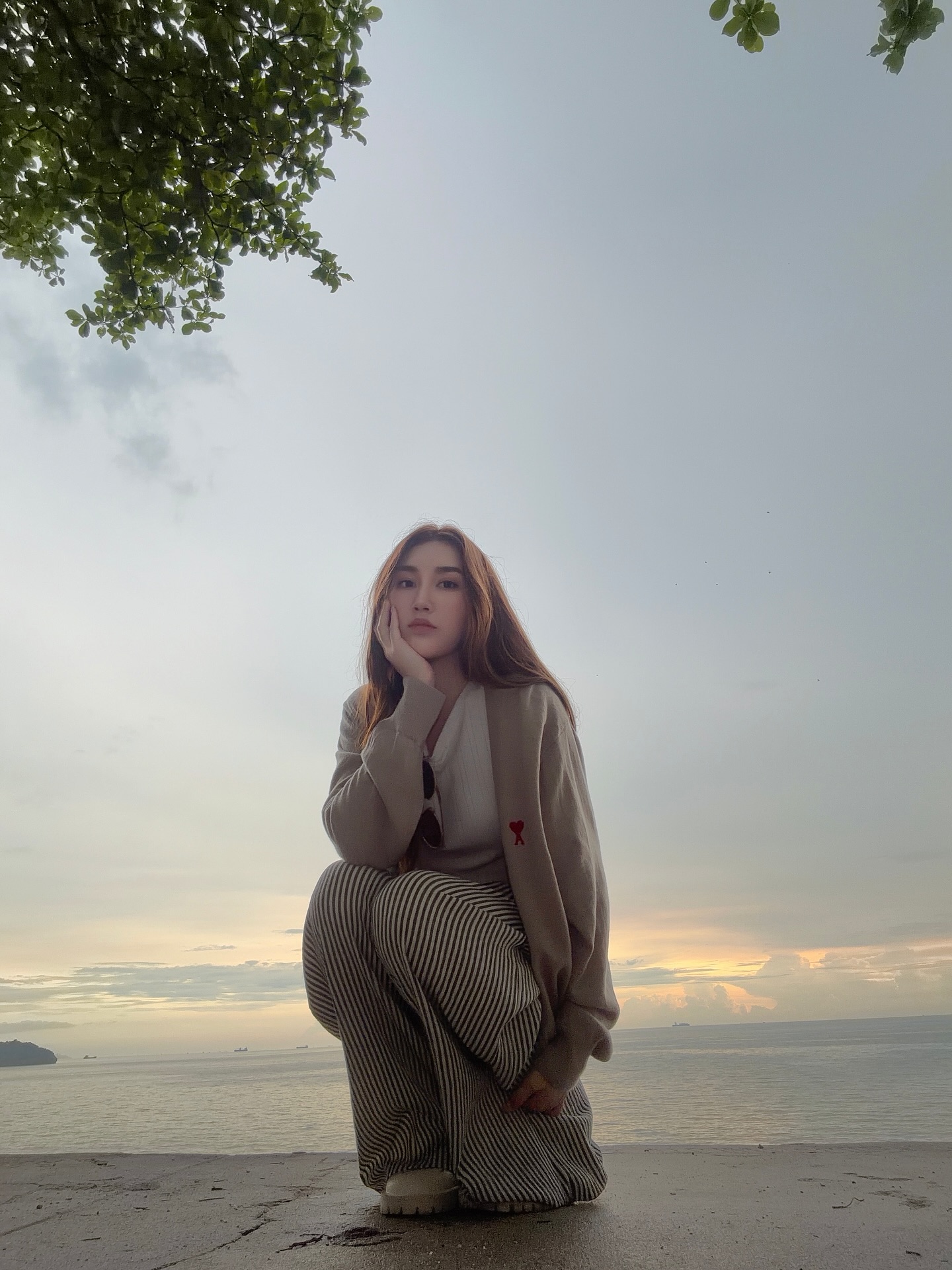 เบส - รักษ์วนีย์ คำสิงห์
