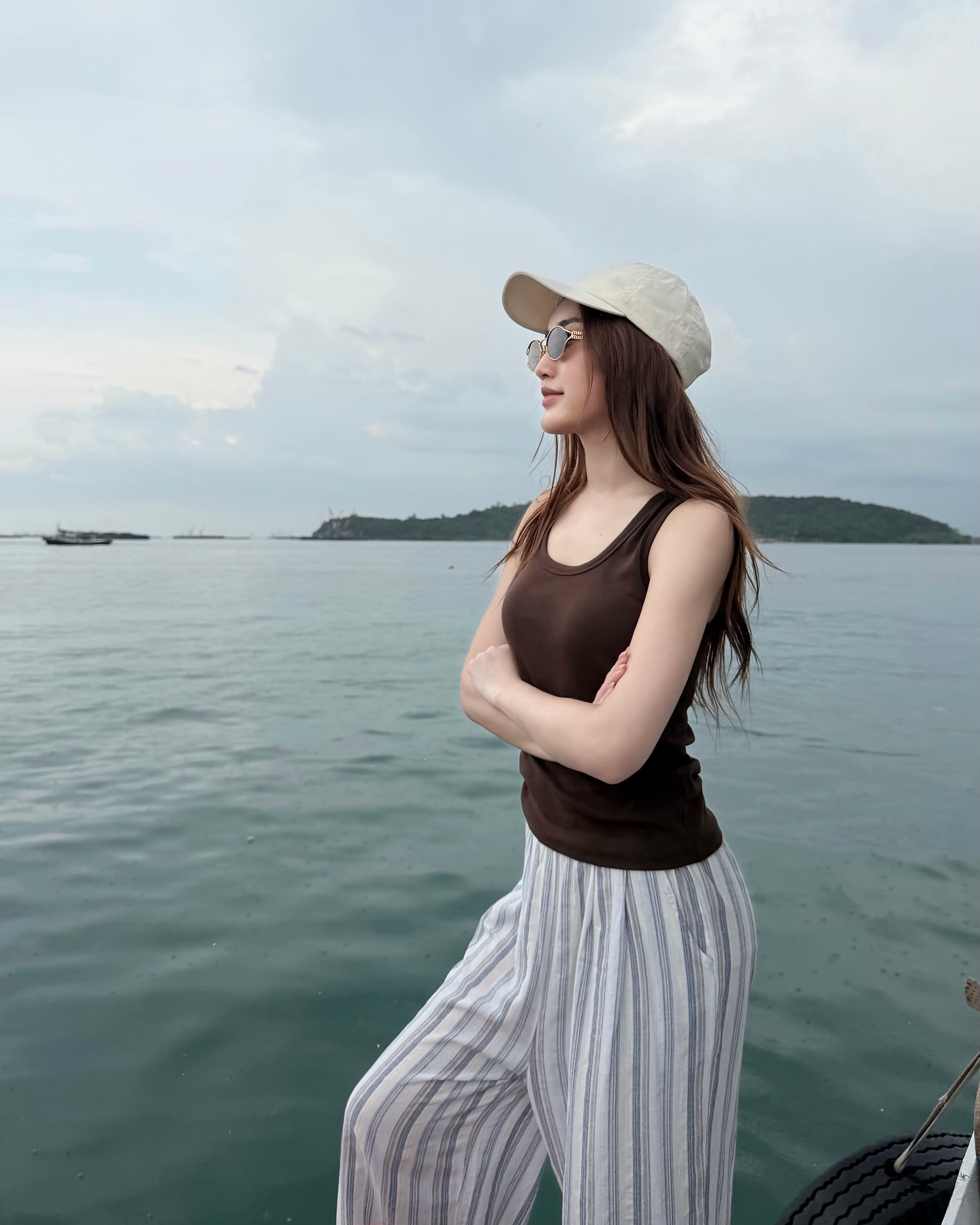 เบส - รักษ์วนีย์ คำสิงห์