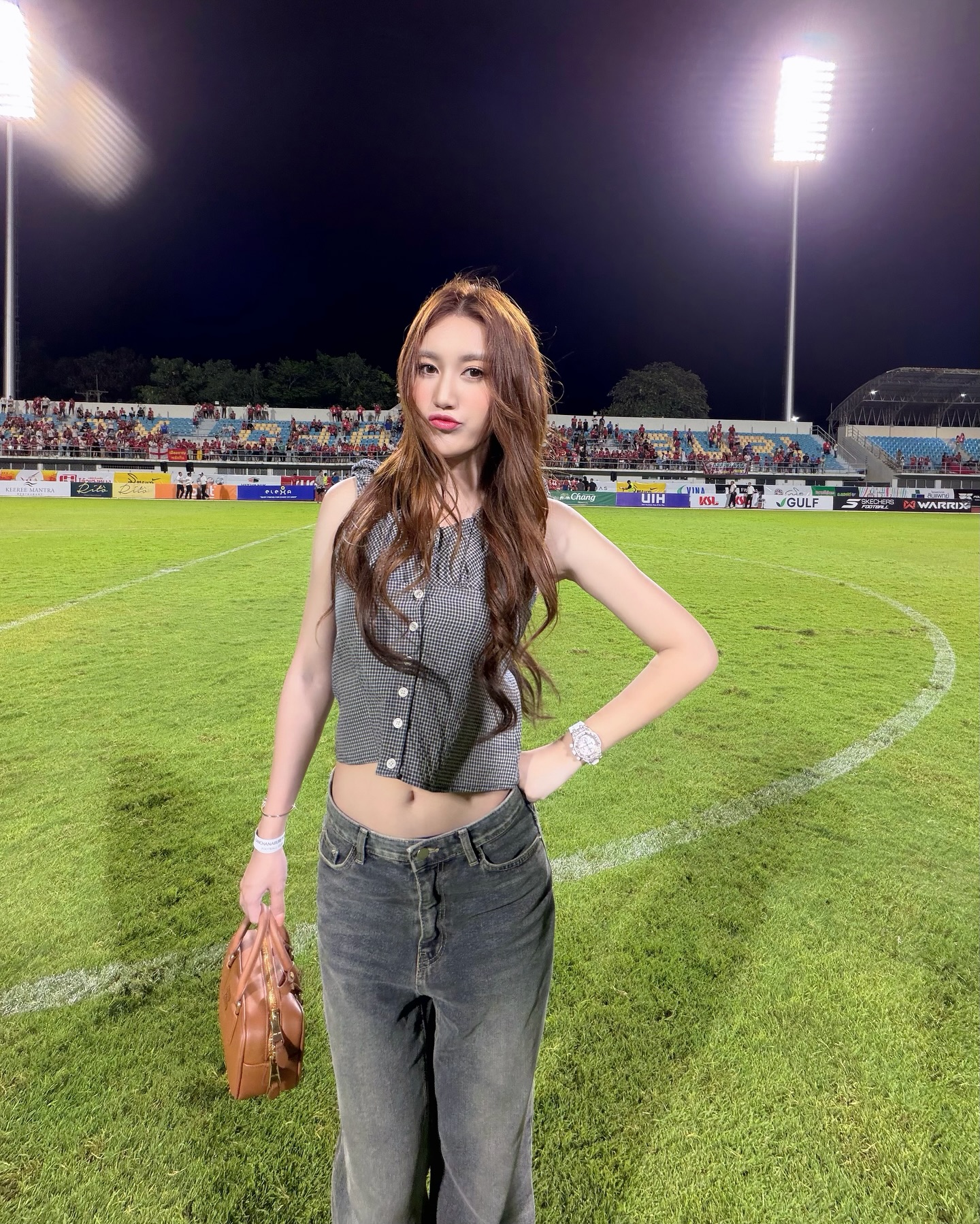 เบส - รักษ์วนีย์ คำสิงห์