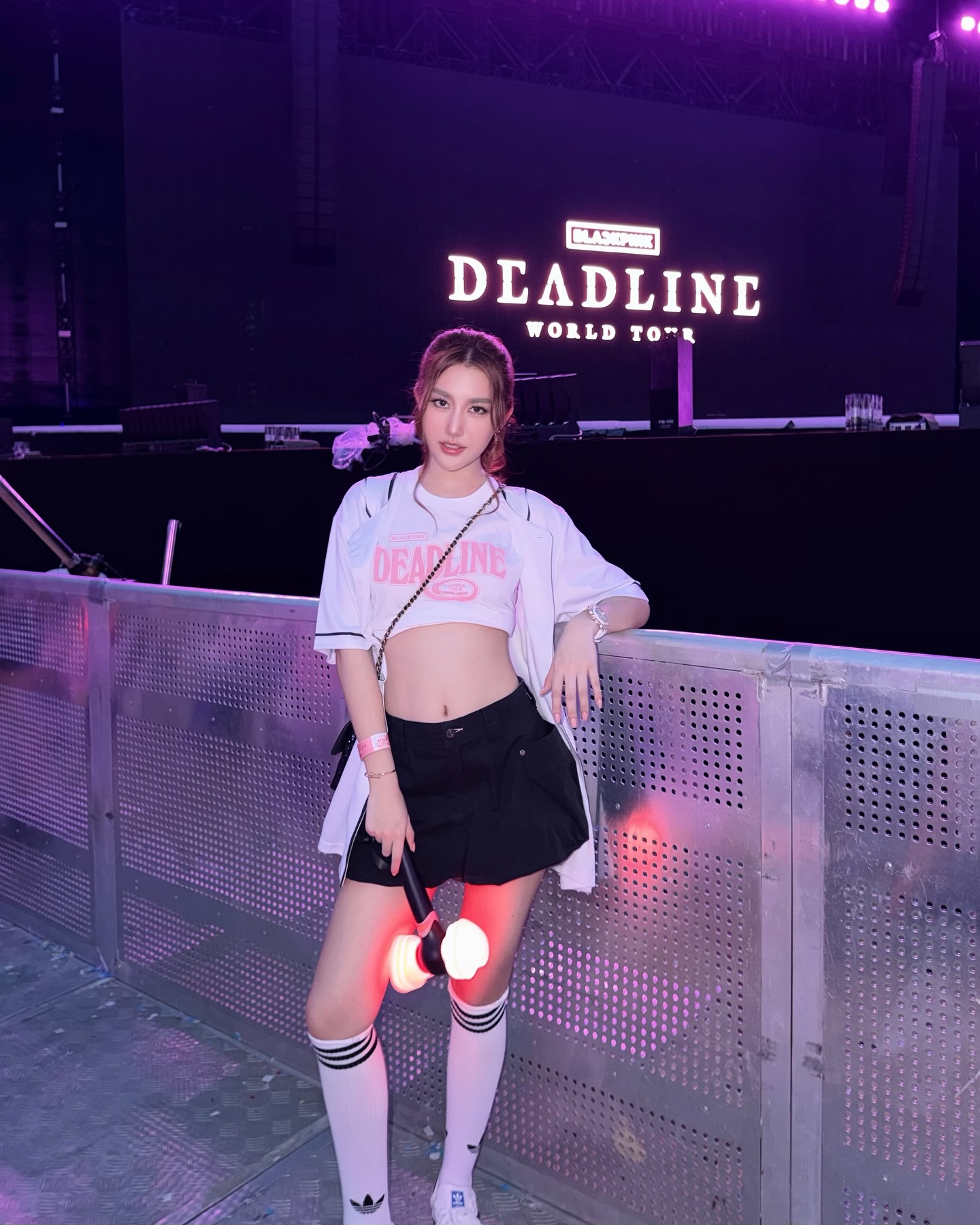 เบส - รักษ์วนีย์ คำสิงห์