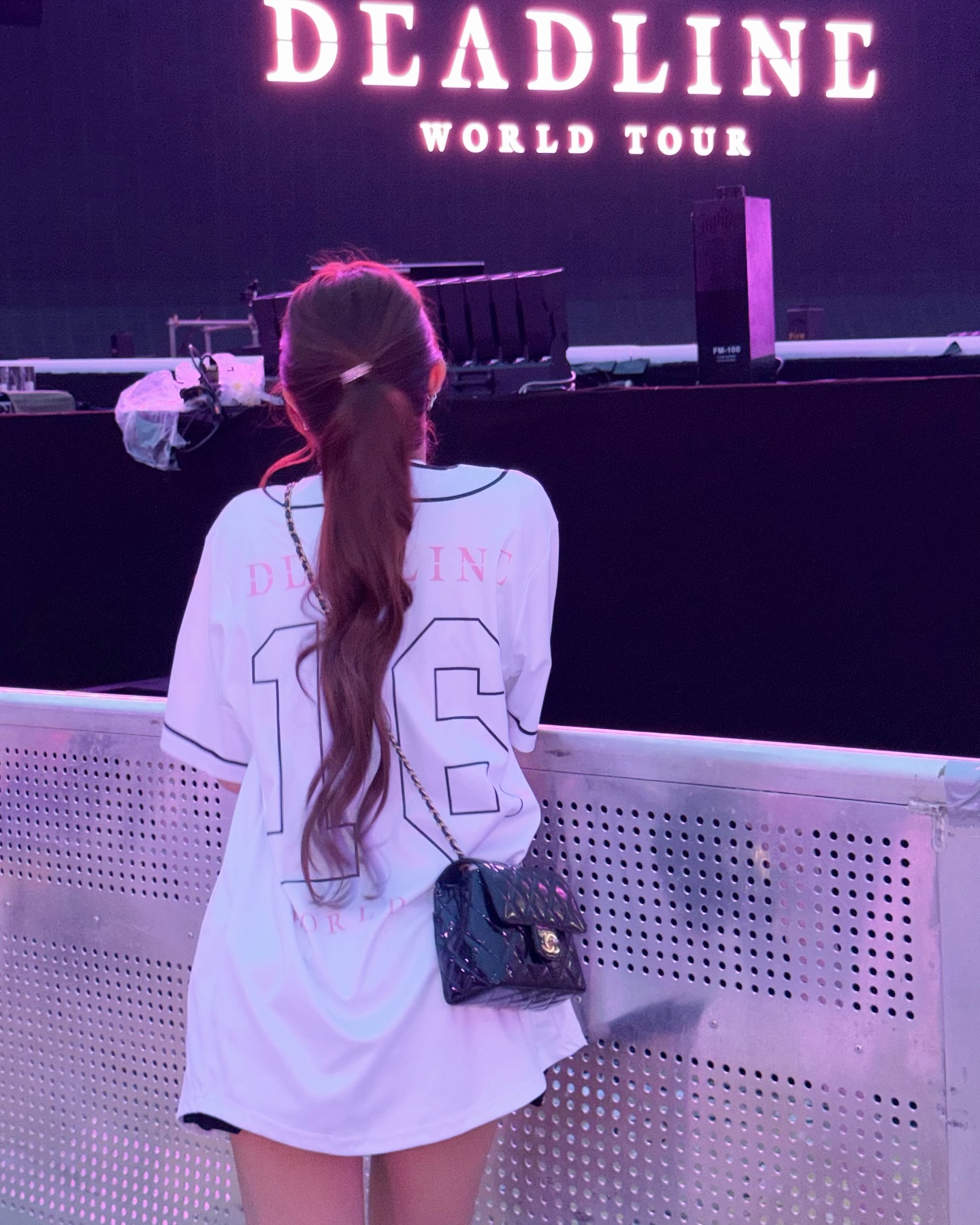 เบส - รักษ์วนีย์ คำสิงห์