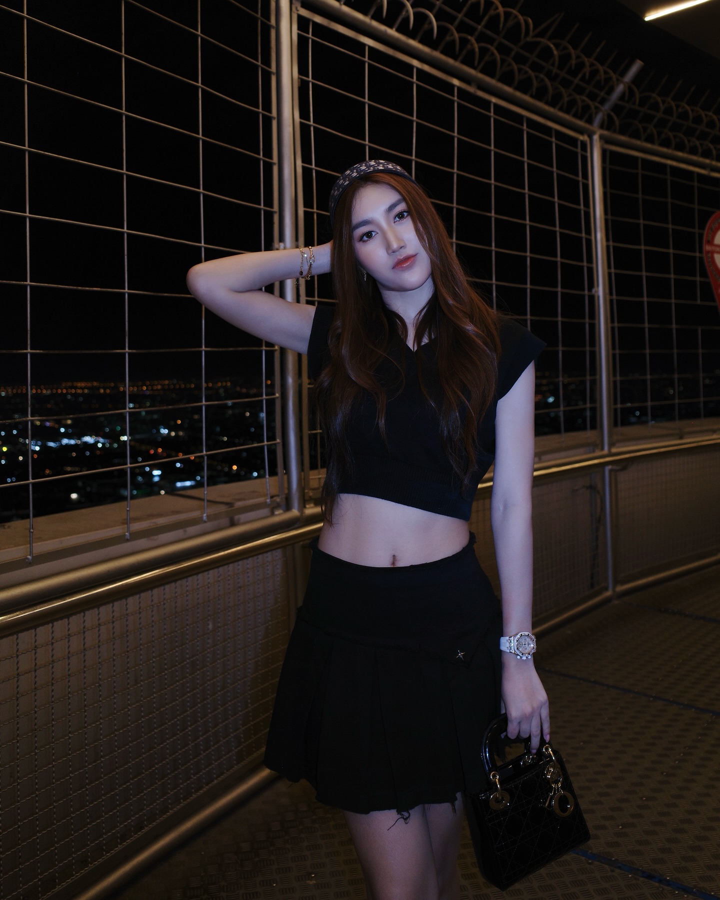 เบส - รักษ์วนีย์ คำสิงห์