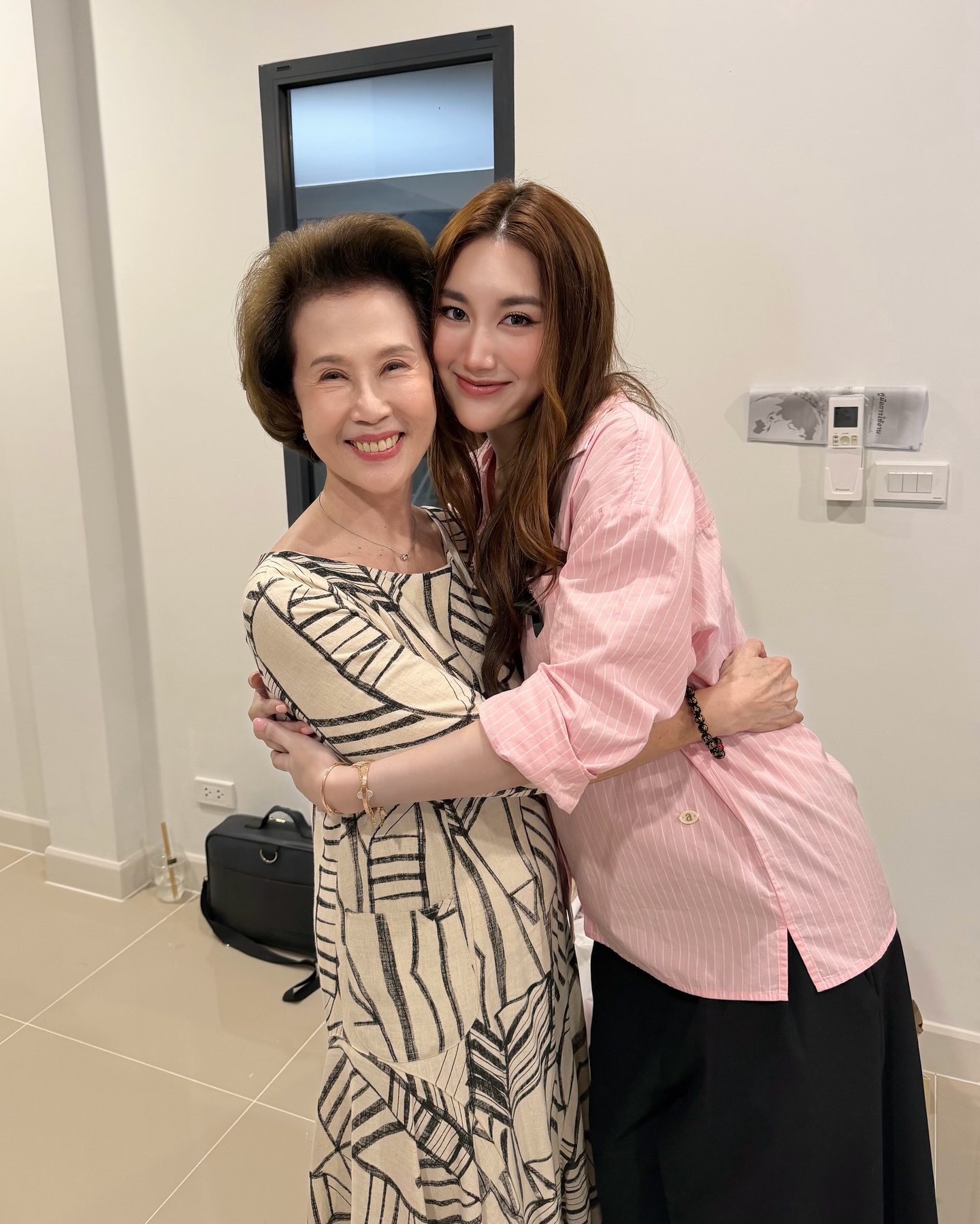 เบส - รักษ์วนีย์ คำสิงห์