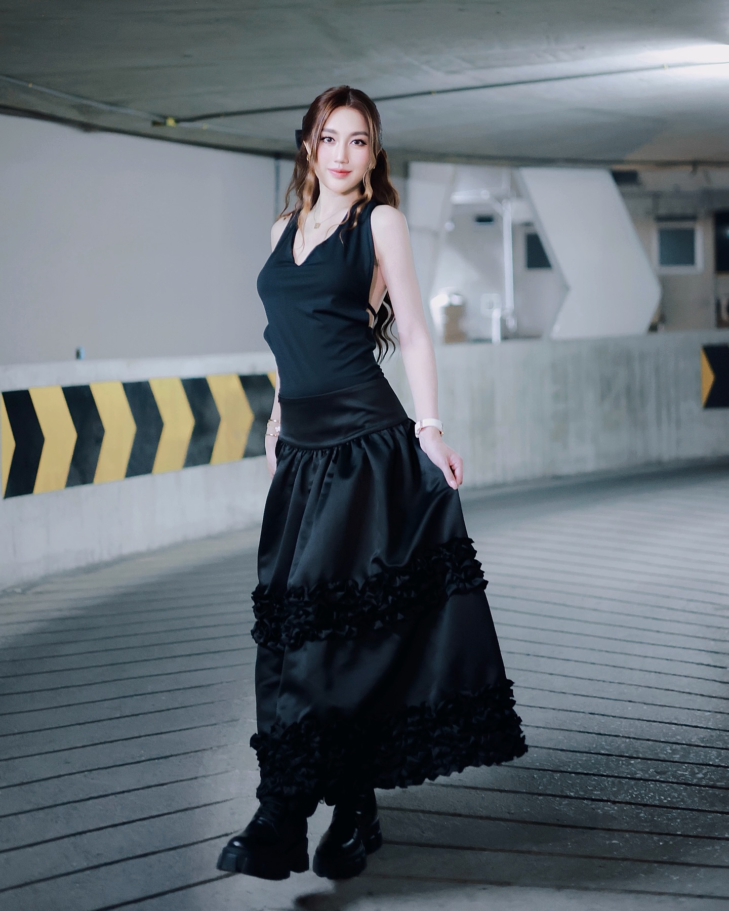 เบส - รักษ์วนีย์ คำสิงห์