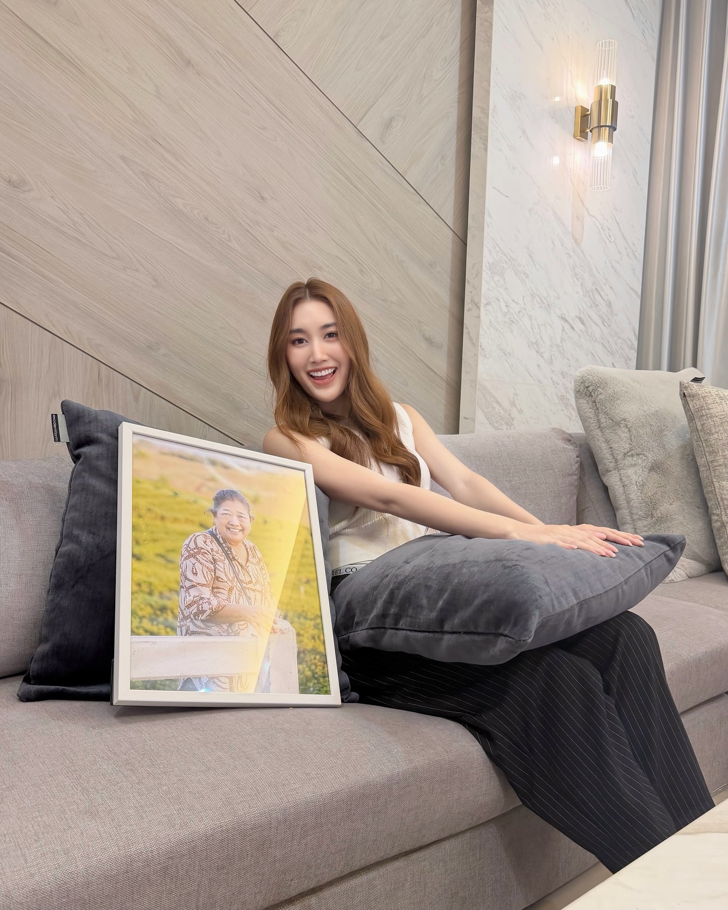 เบส - รักษ์วนีย์ คำสิงห์