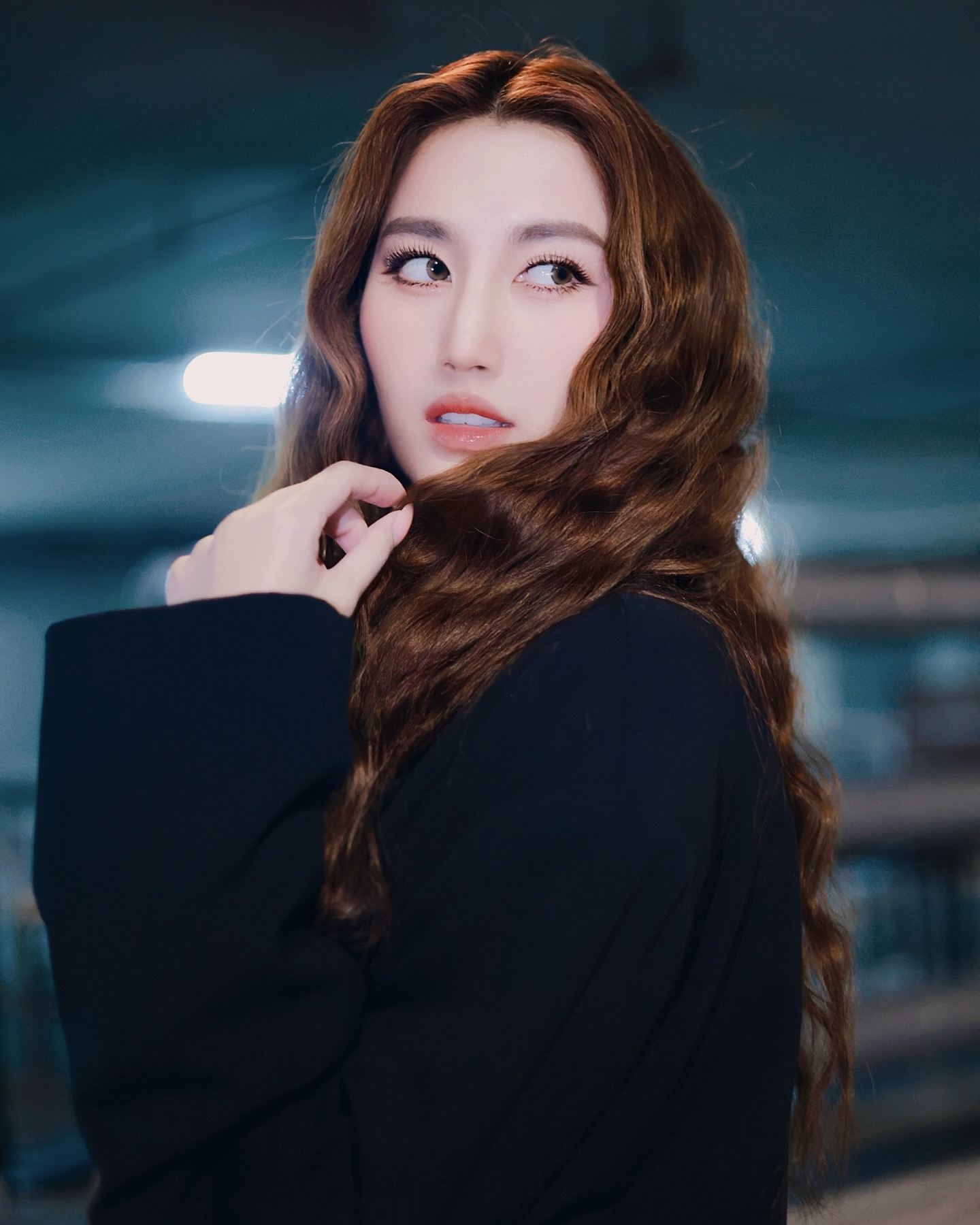 เบส - รักษ์วนีย์ คำสิงห์