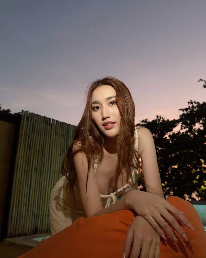 เบส - รักษ์วนีย์ คำสิงห์