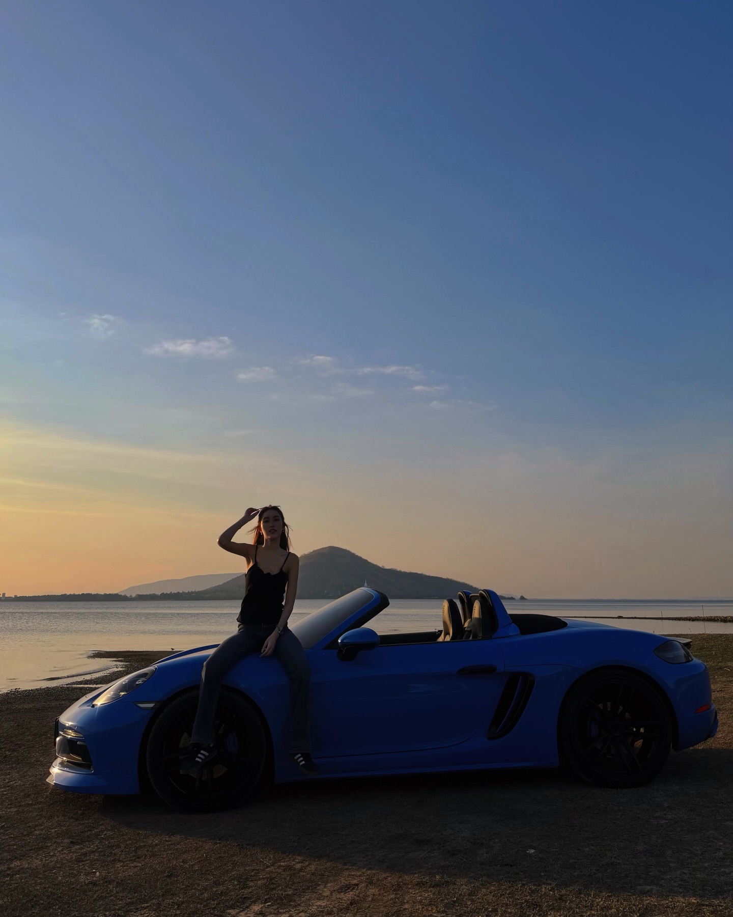 เบส - รักษ์วนีย์ คำสิงห์