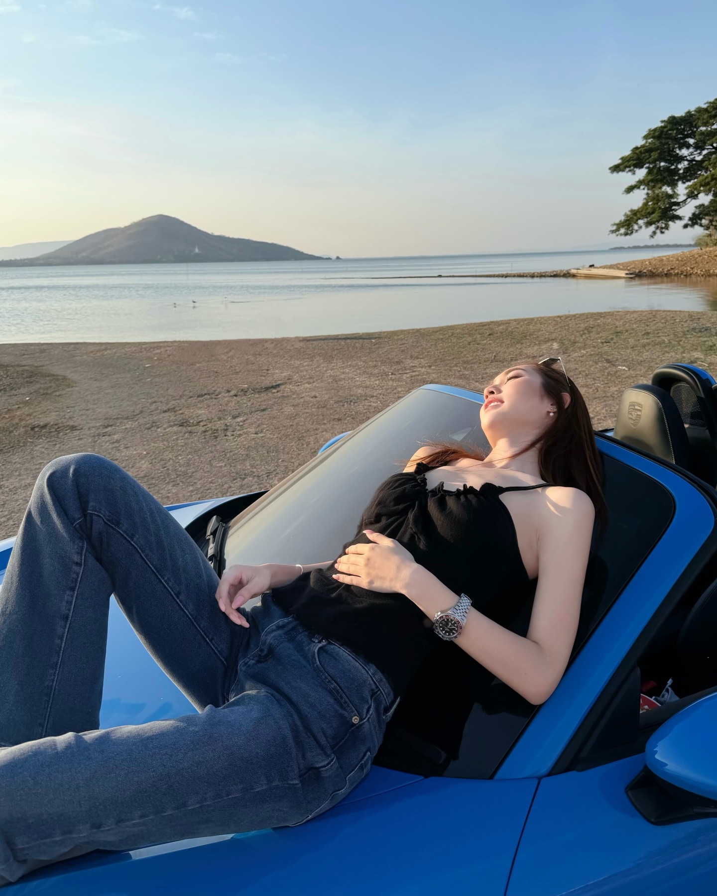 เบส - รักษ์วนีย์ คำสิงห์