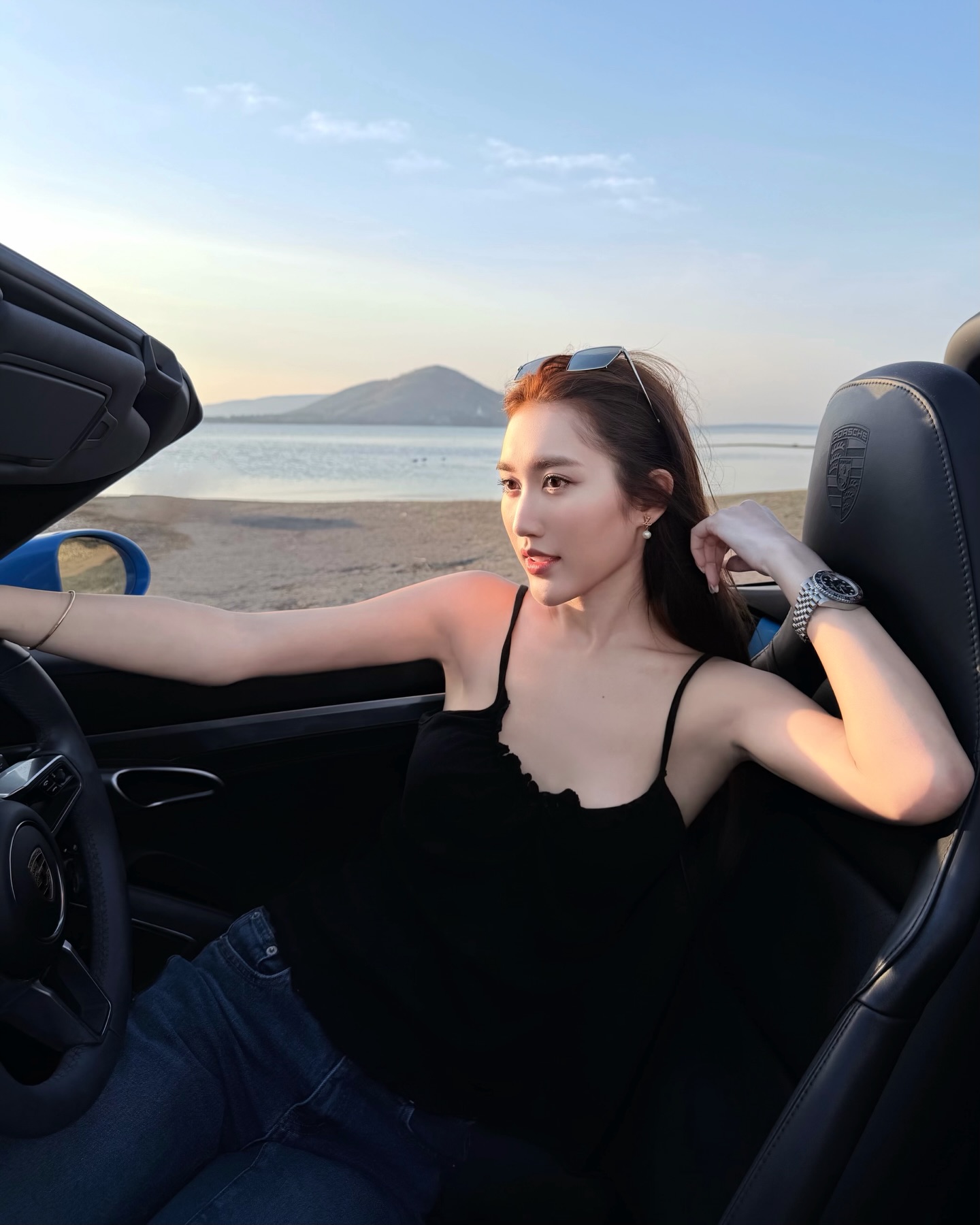 เบส - รักษ์วนีย์ คำสิงห์