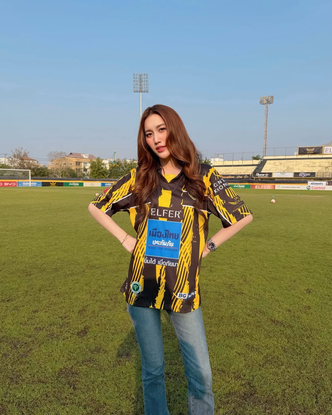 เบส - รักษ์วนีย์ คำสิงห์