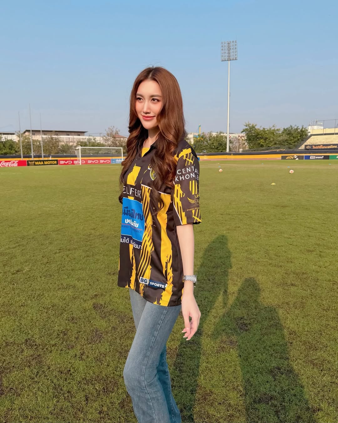 เบส - รักษ์วนีย์ คำสิงห์