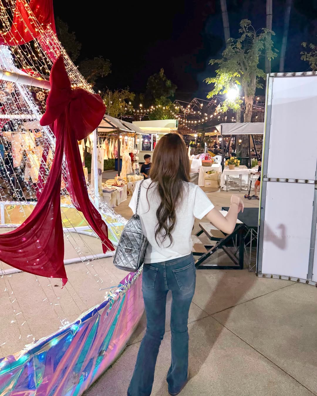 เบส - รักษ์วนีย์ คำสิงห์