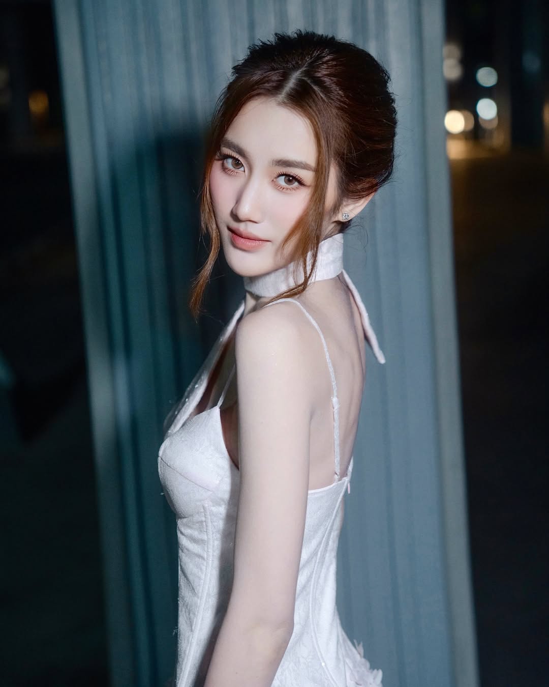 เบส - รักษ์วนีย์ คำสิงห์