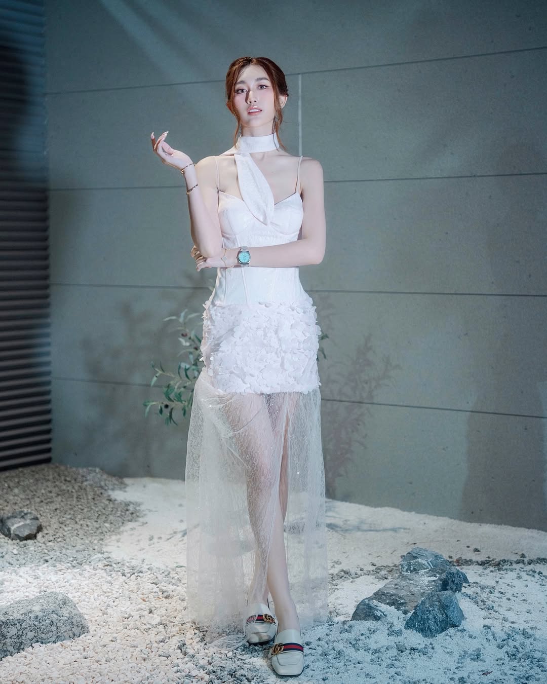 เบส - รักษ์วนีย์ คำสิงห์