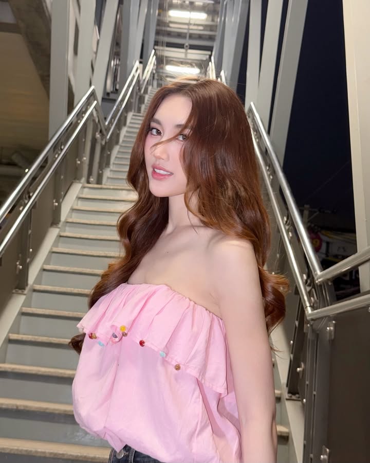 เบส - รักษ์วนีย์ คำสิงห์