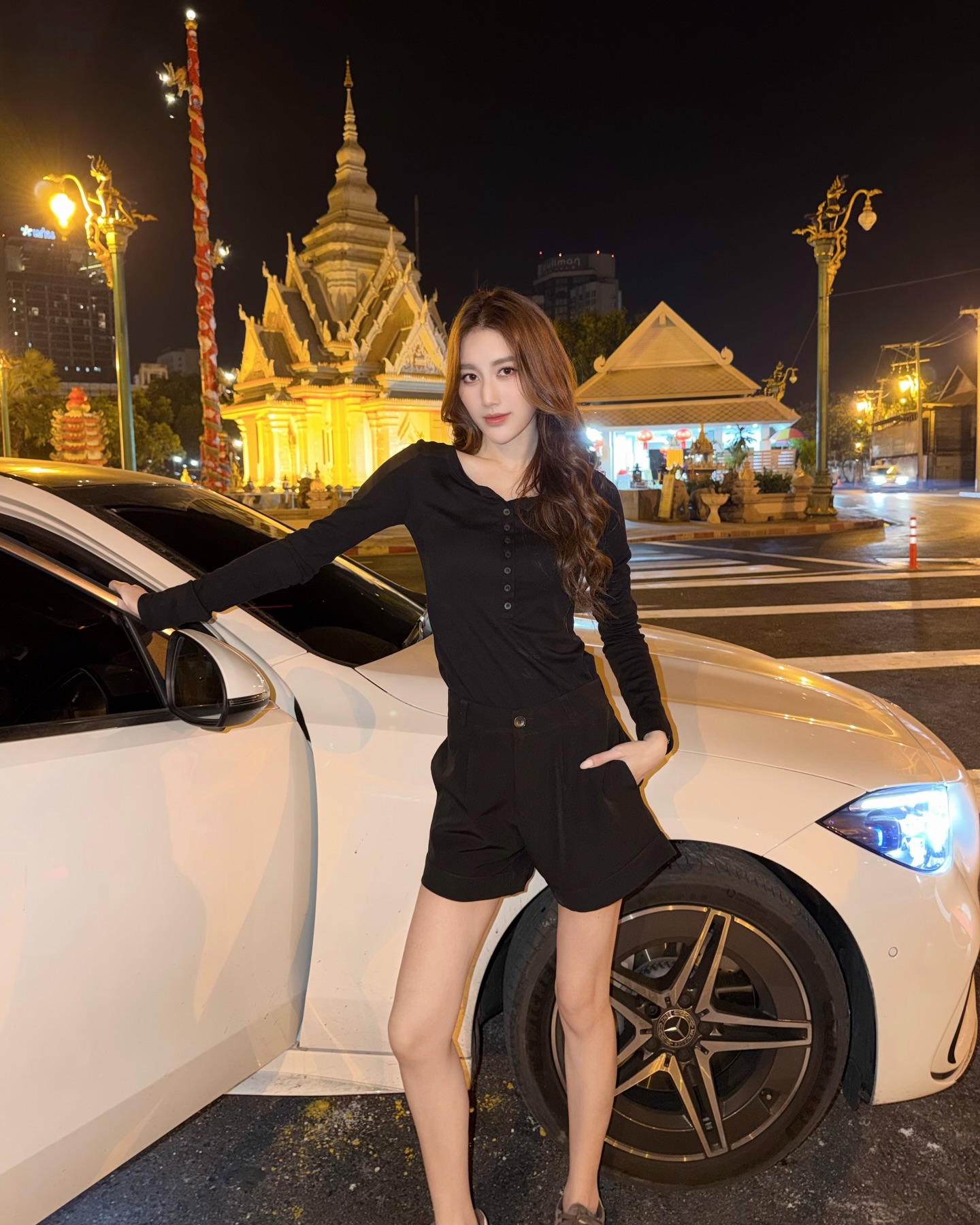 เบส - รักษ์วนีย์ คำสิงห์